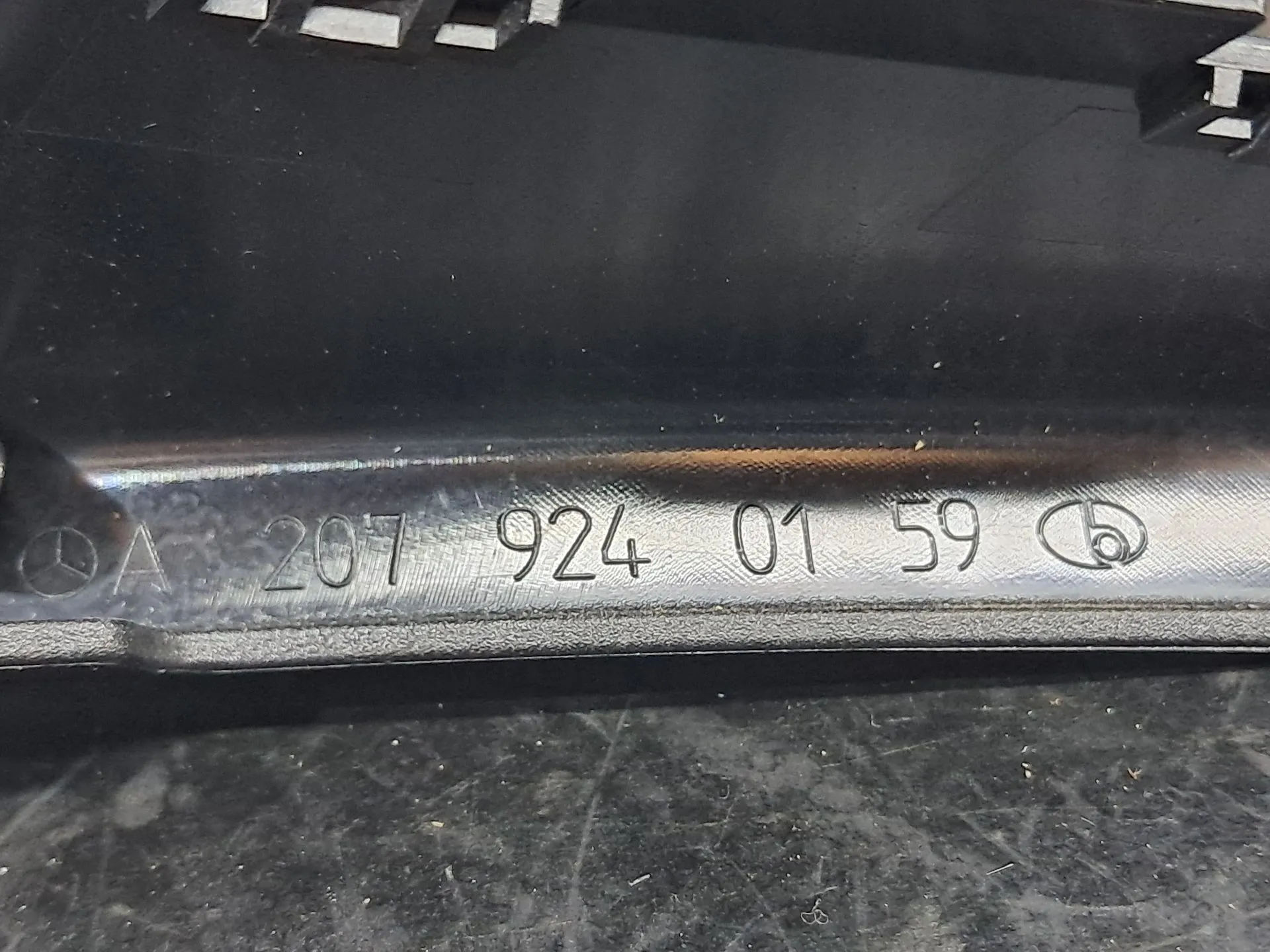 Couvercle / couverture générale MERCEDES-BENZ Classe E Cabriolet (A207) Imagem-3