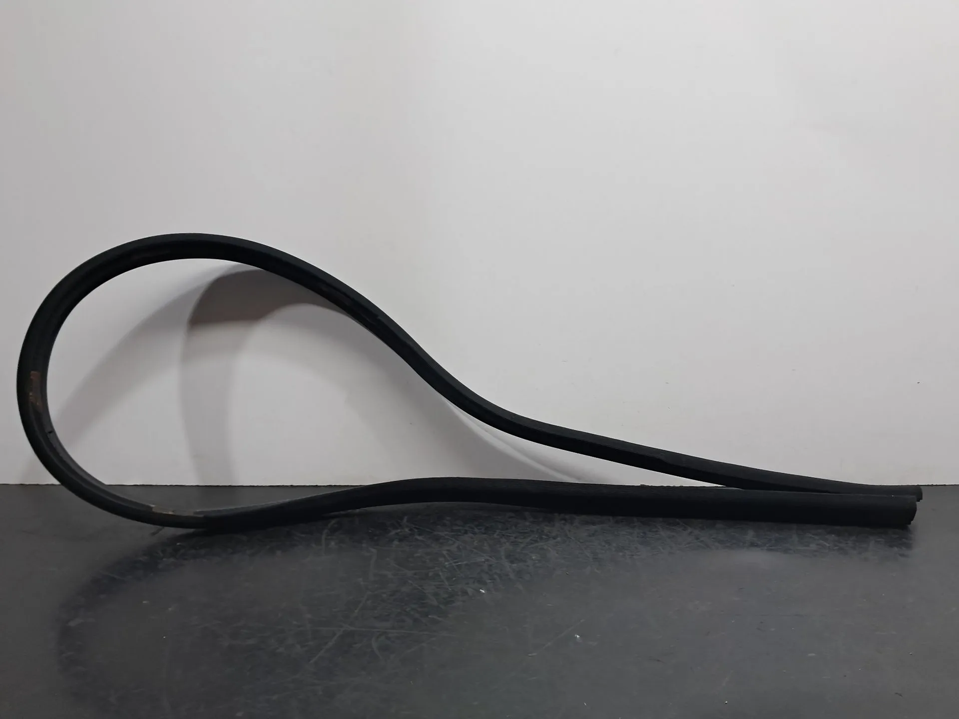 Gomma generica MERCEDES-BENZ Classe E Cabriolet (A207) Imagem-1