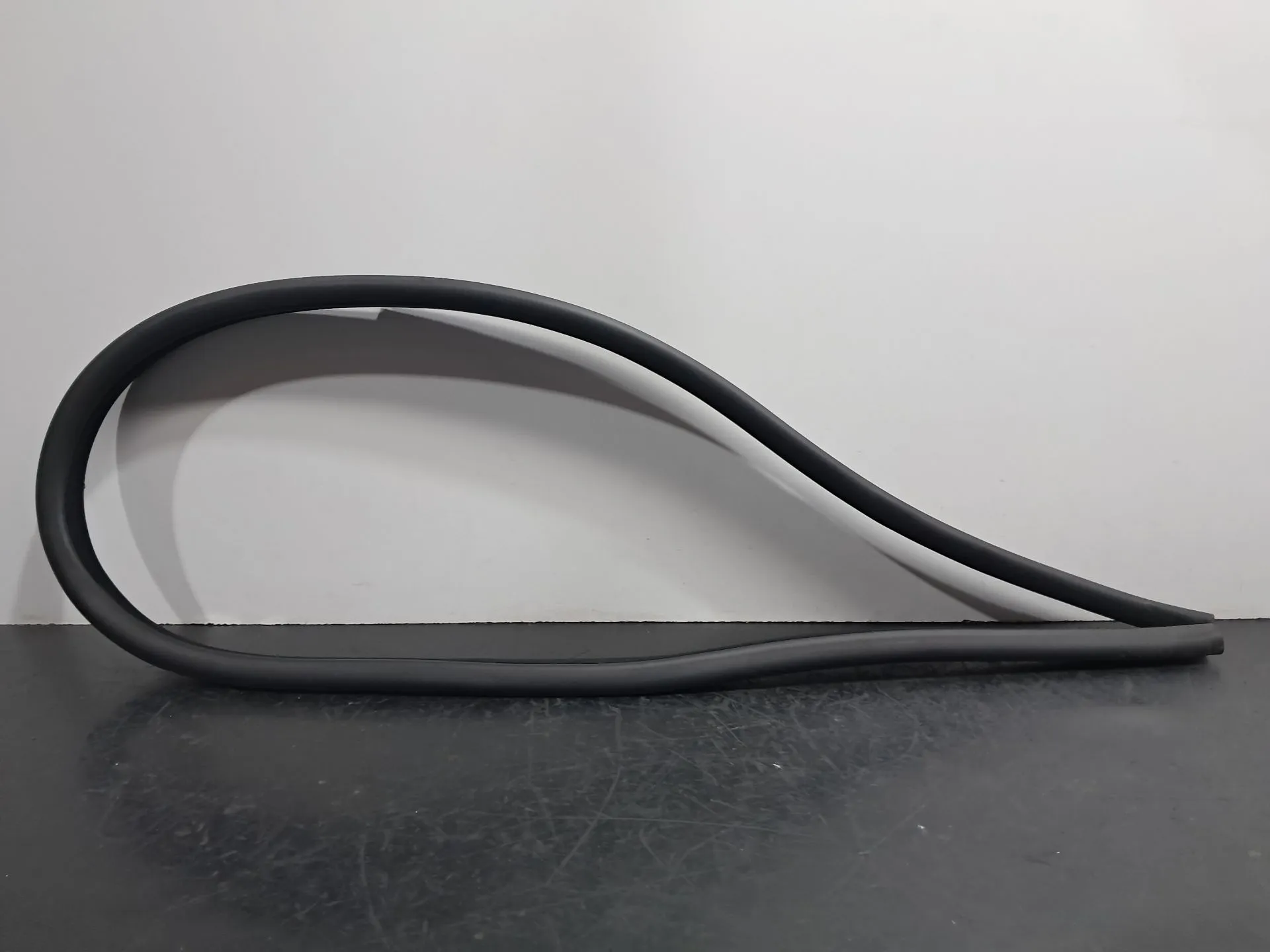 Generic rubber MERCEDES-BENZ Classe E Cabriolet (A207) Imagem-12