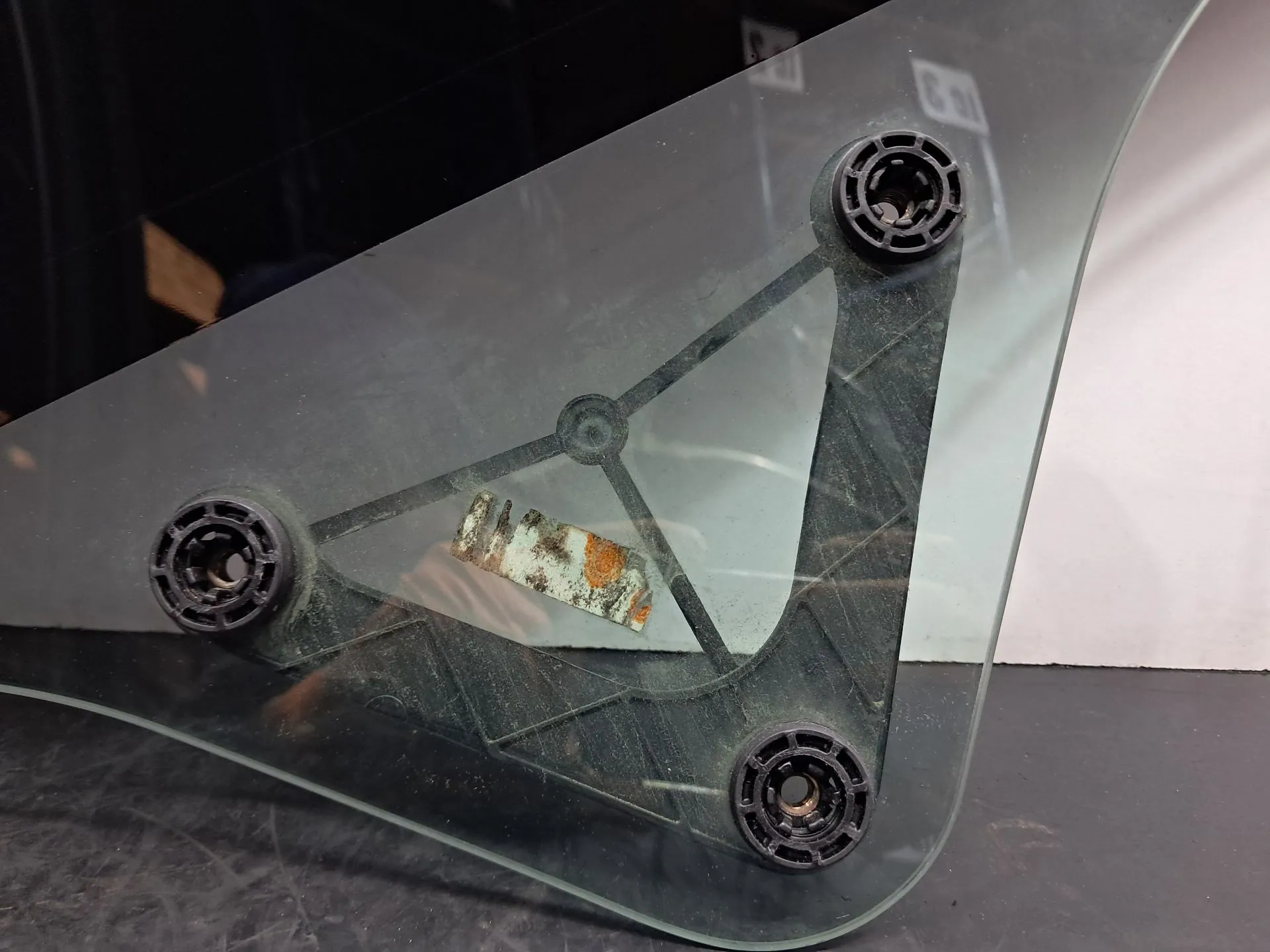 Vidrio del panel Trasero Derecho MERCEDES-BENZ Classe E Cabriolet (A207) Imagem-8