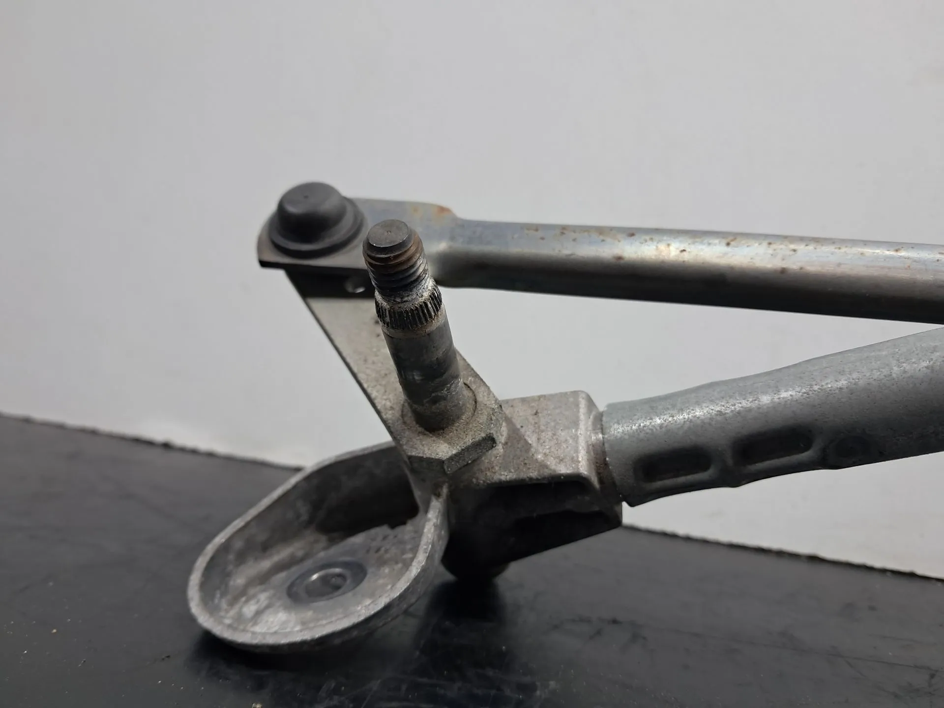 Motore tergicristallo anteriore MERCEDES-BENZ Classe E Cabriolet (A207) Imagem-1