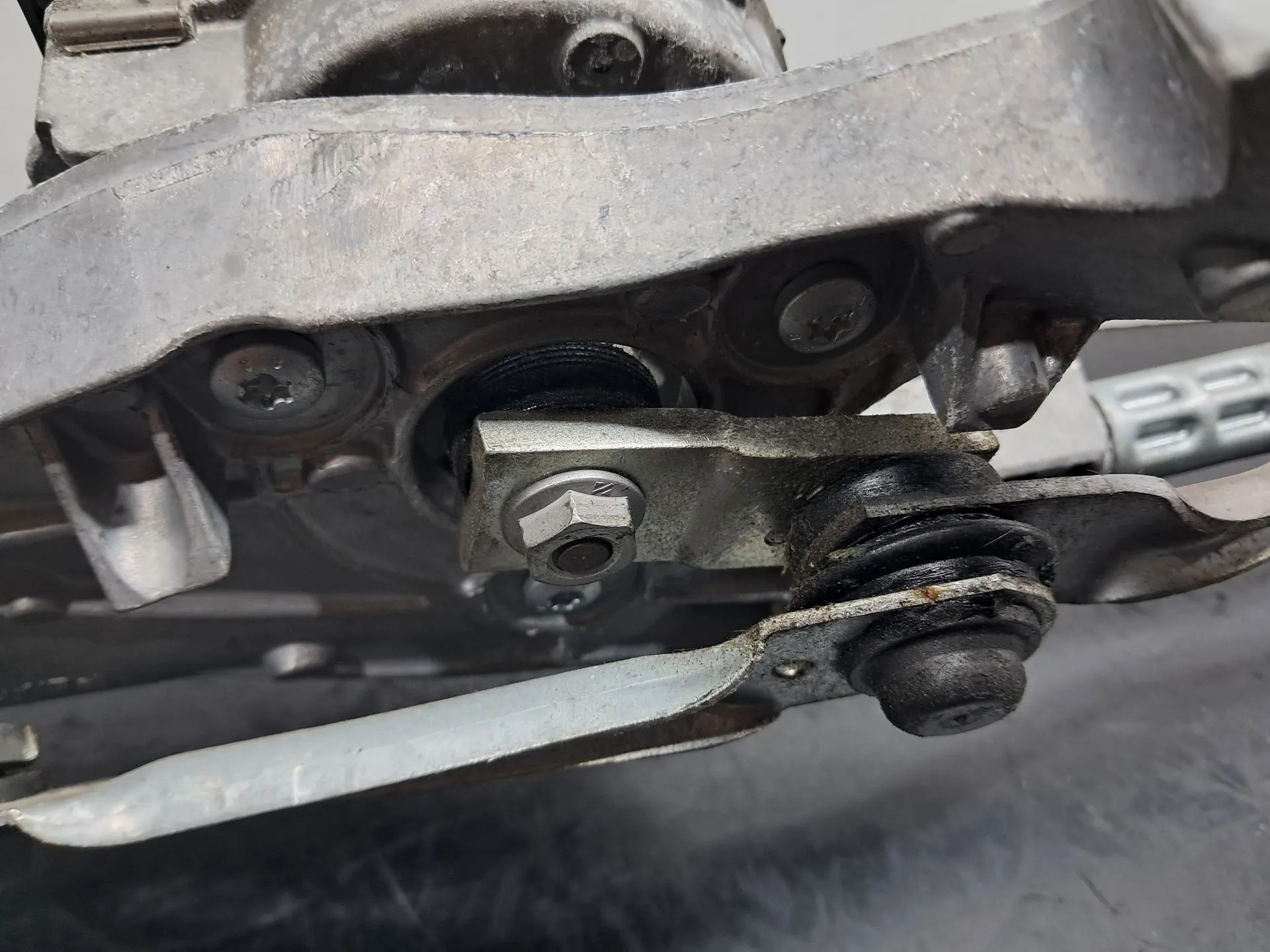 Motore tergicristallo anteriore MERCEDES-BENZ Classe E Cabriolet (A207) Imagem-10