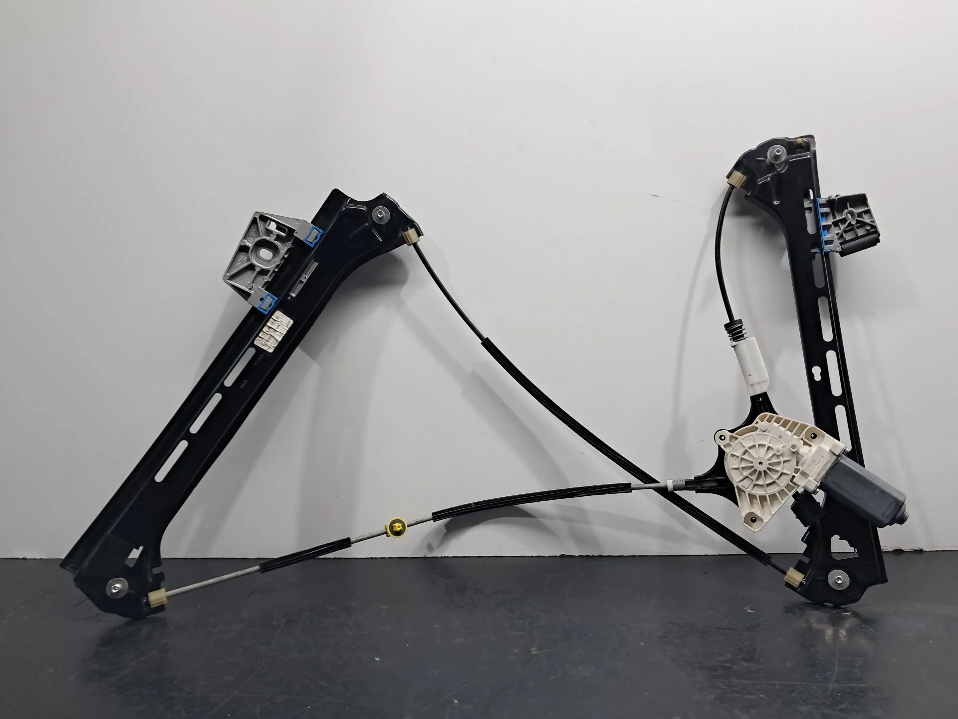 Elevalunas delantero derecho MERCEDES-BENZ Classe E Cabriolet (A207) Imagem-1