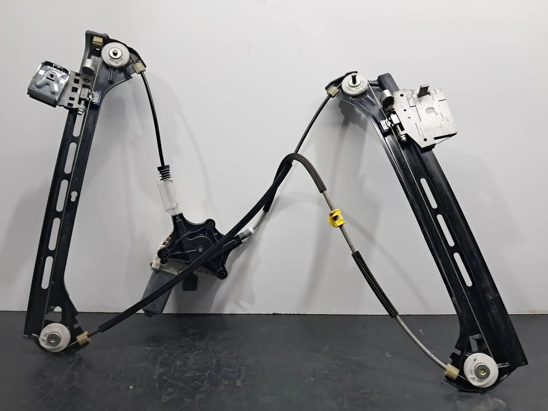 Elevalunas delantero derecho MERCEDES-BENZ Classe E Cabriolet (A207) Imagem-9