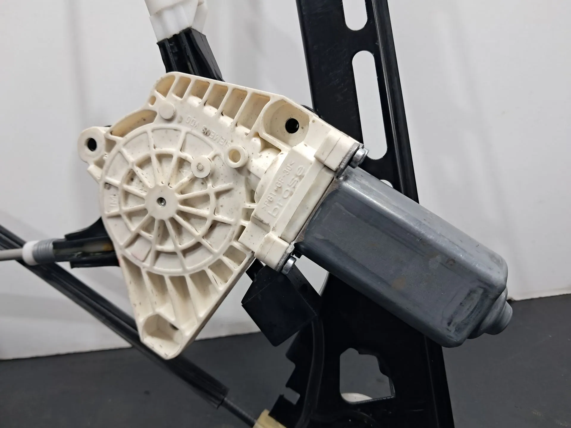 Elevalunas delantero derecho MERCEDES-BENZ Classe E Cabriolet (A207) Imagem-7