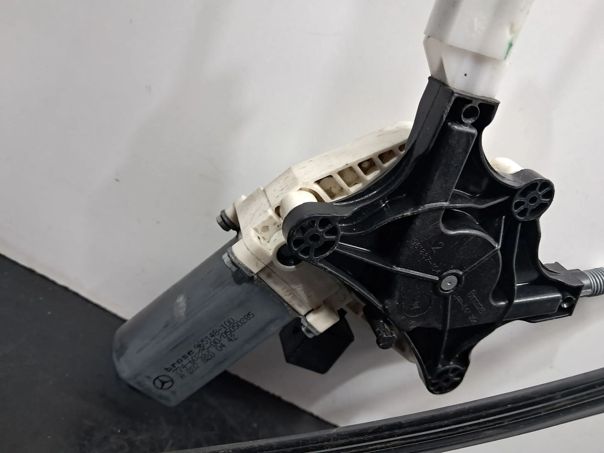 Elevalunas delantero derecho MERCEDES-BENZ Classe E Cabriolet (A207) Imagem-14