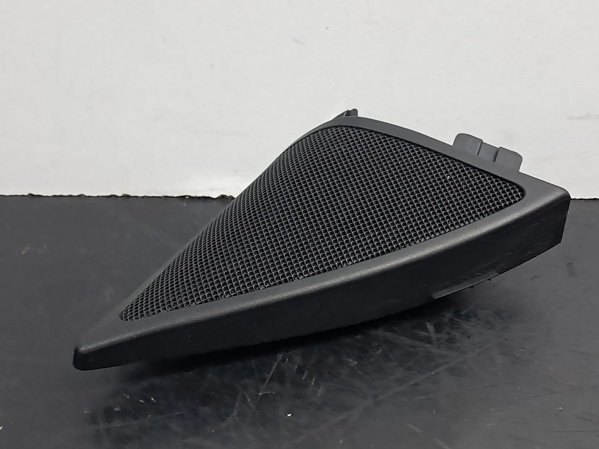 Colonne de son MERCEDES-BENZ Classe E Cabriolet (A207) Imagem-4