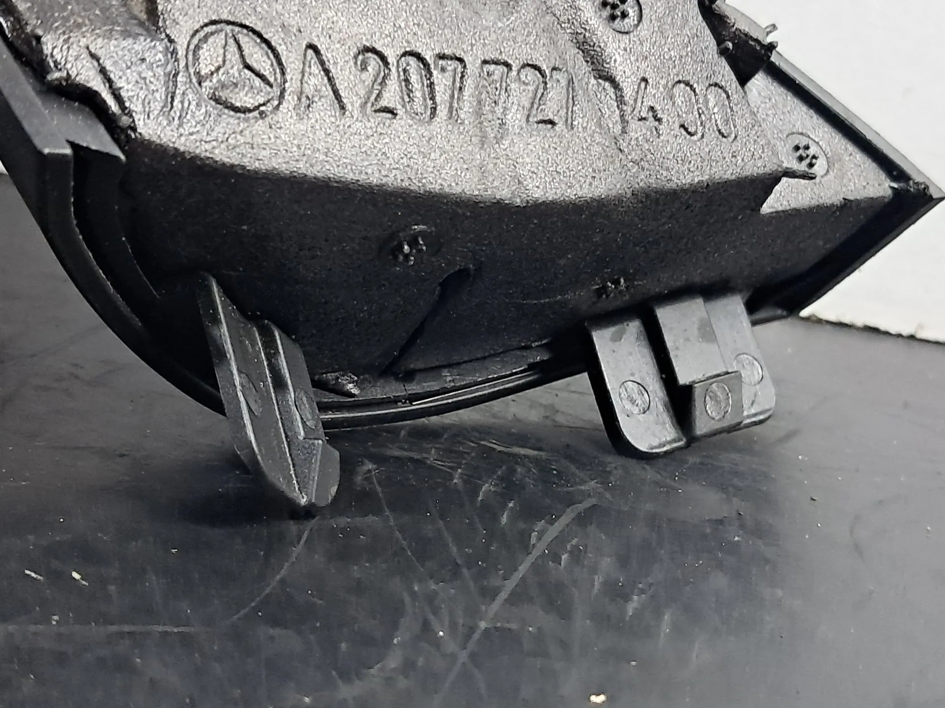 Colonne de son MERCEDES-BENZ Classe E Cabriolet (A207) Imagem-3