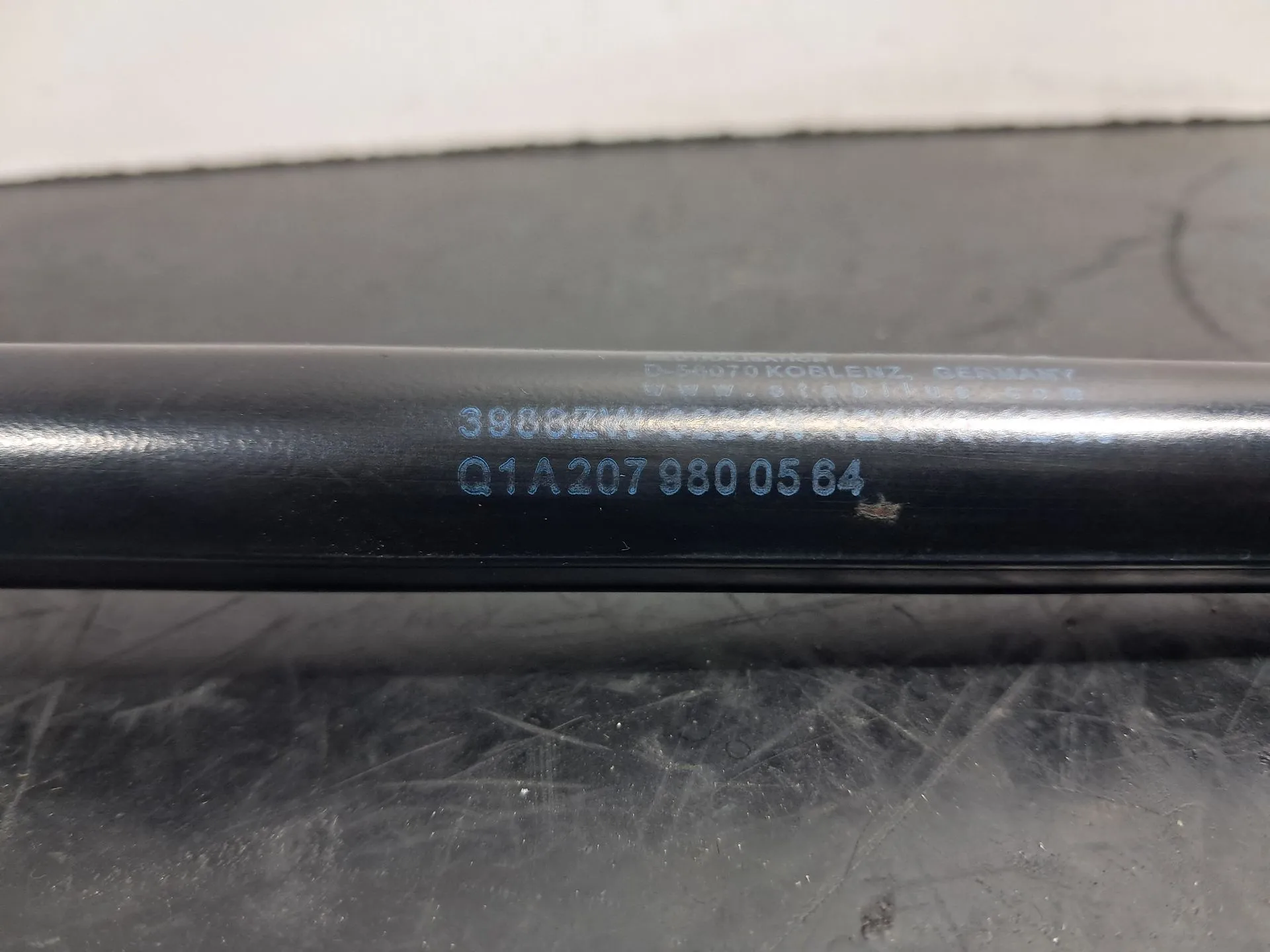 Hood Damper MERCEDES-BENZ Classe E Cabriolet (A207) Imagem-3