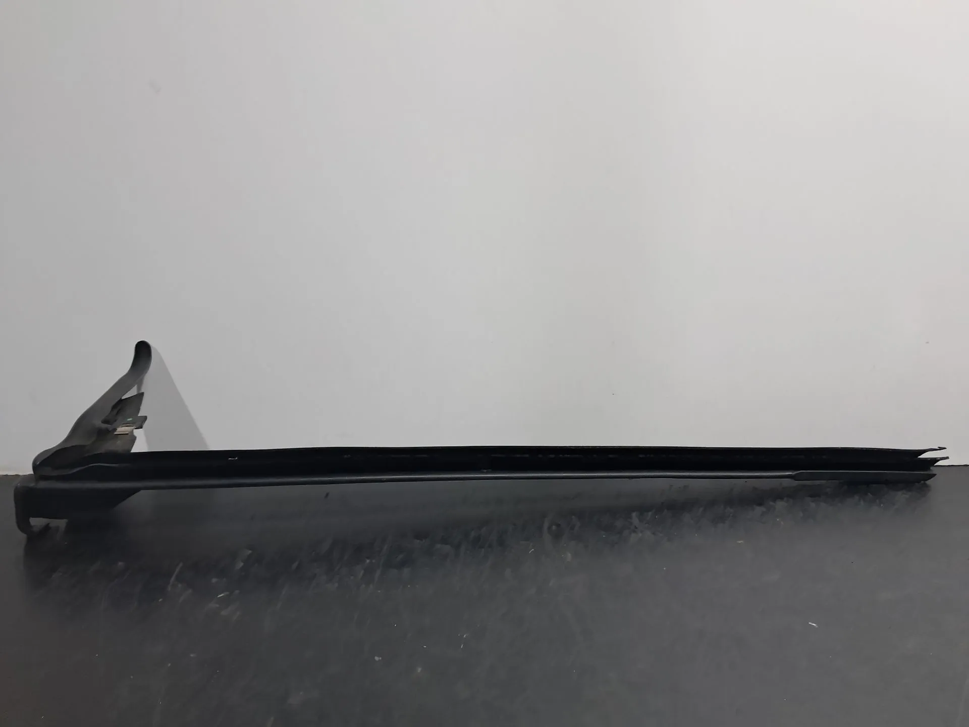 Raspador Vidrio de Puerta Trasera Izquierda MERCEDES-BENZ Classe E Cabriolet (A207) Imagem-6
