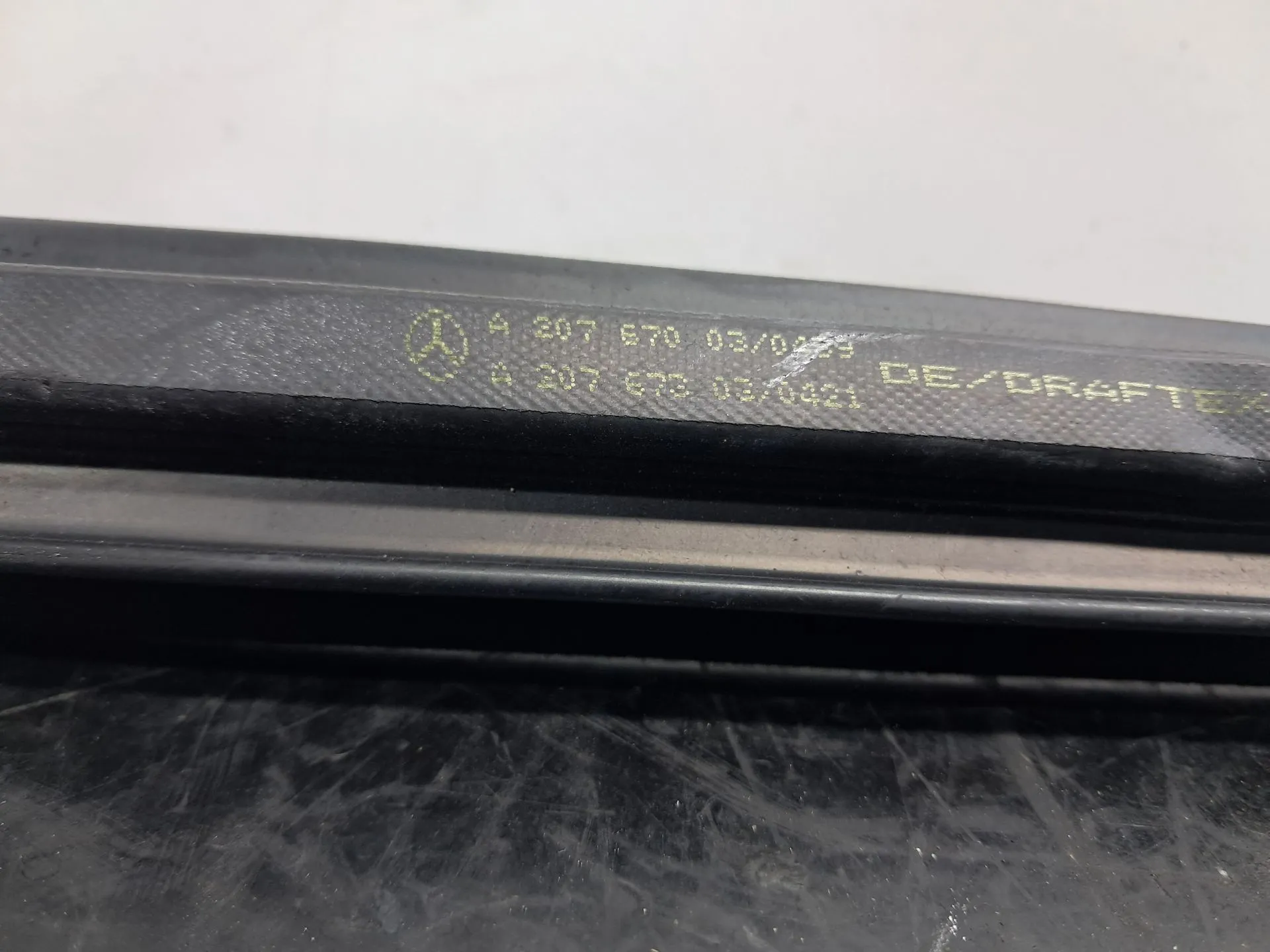 Raspador Vidrio de Puerta Trasera Izquierda MERCEDES-BENZ Classe E Cabriolet (A207) Imagem-13