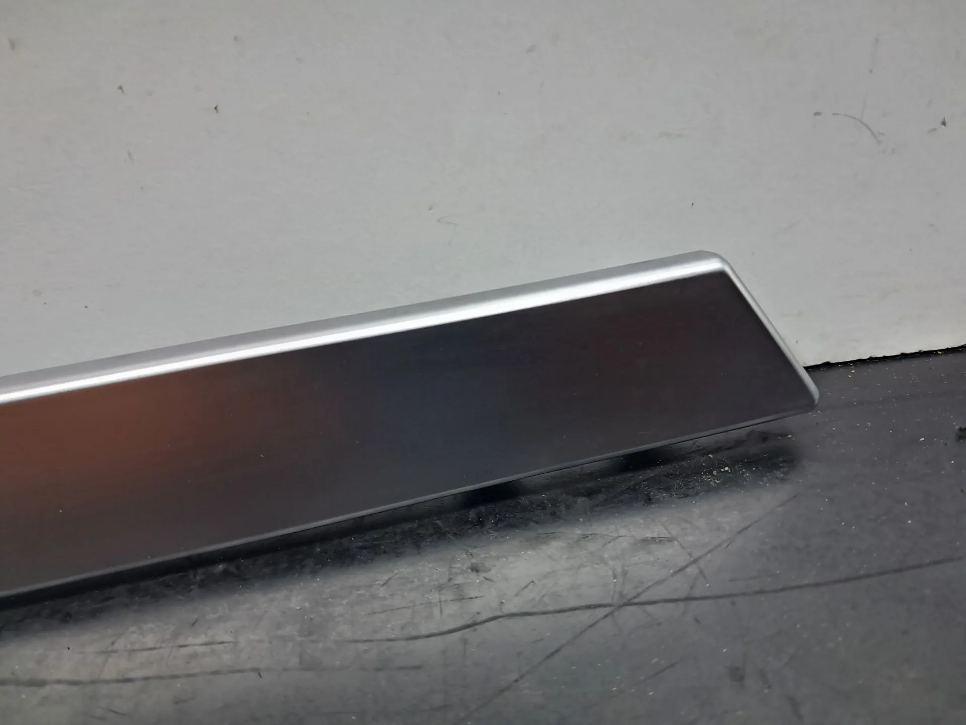 Modanatura porta anteriore destra MERCEDES-BENZ Classe E Cabriolet (A207) Imagem-5