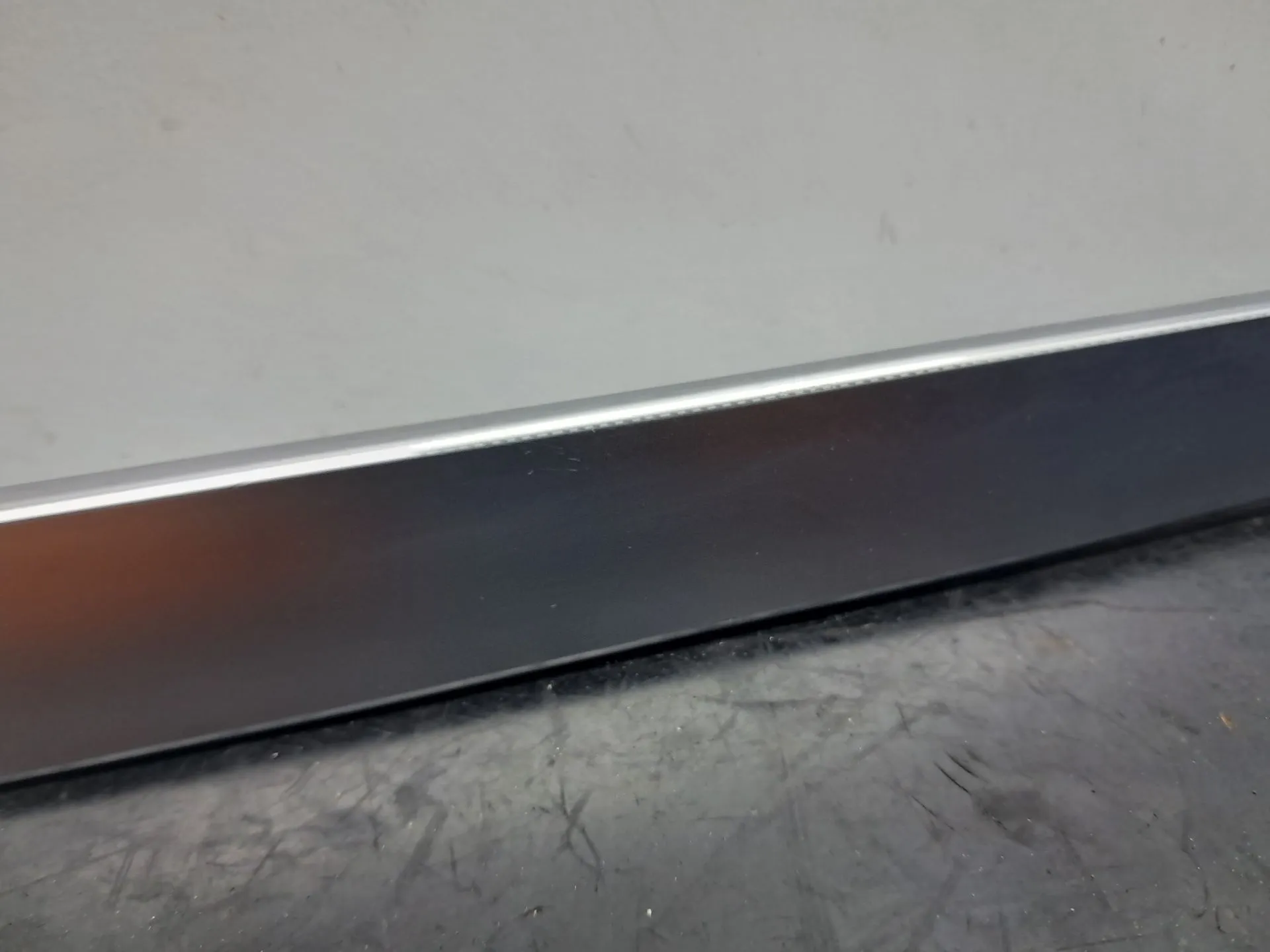 Modanatura porta anteriore destra MERCEDES-BENZ Classe E Cabriolet (A207) Imagem-4