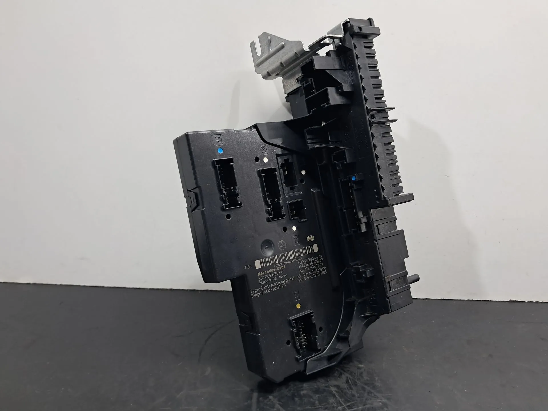 Fuse box / SAM / BSI MERCEDES-BENZ Classe E Cabriolet (A207)