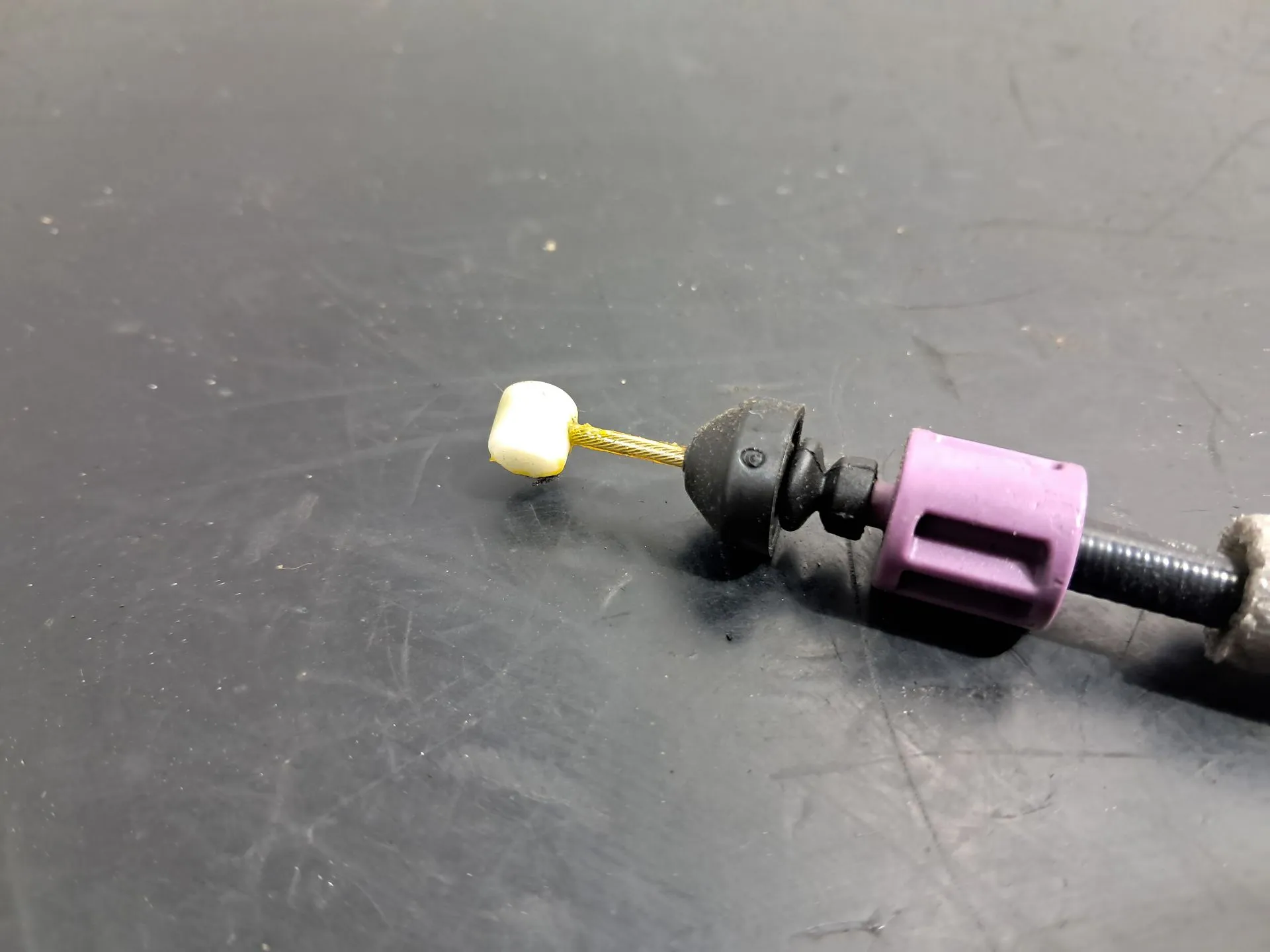 Serrure Avant Droite MERCEDES-BENZ Classe E Cabriolet (A207) Imagem-5