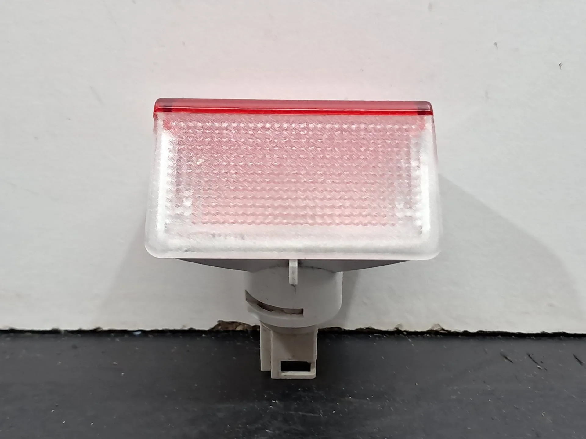 Luz interior MERCEDES-BENZ Classe E Cabriolet (A207) Imagem-1