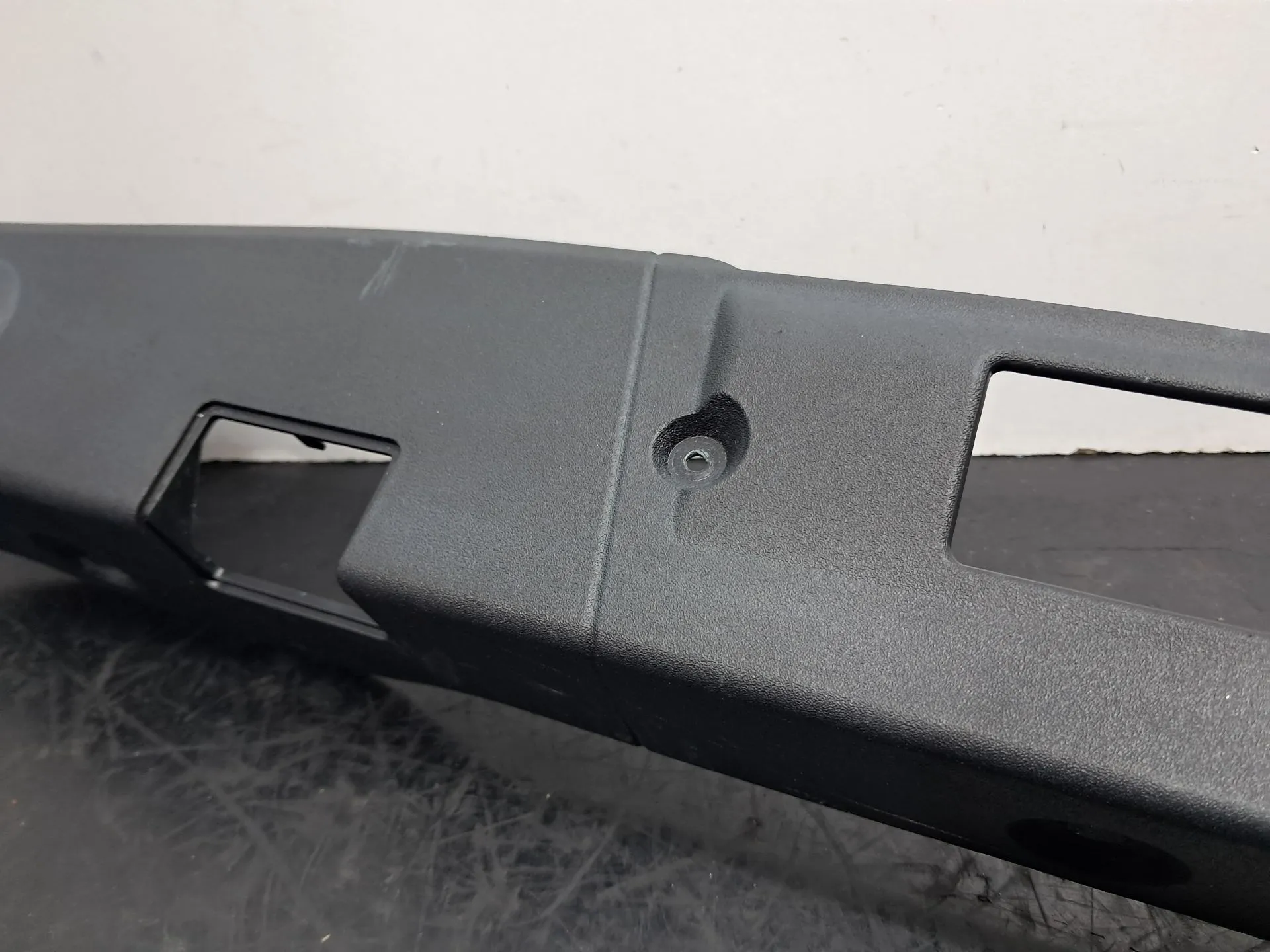 Moldura puerta / tapa del maletero MERCEDES-BENZ Classe E Cabriolet (A207) Imagem-3