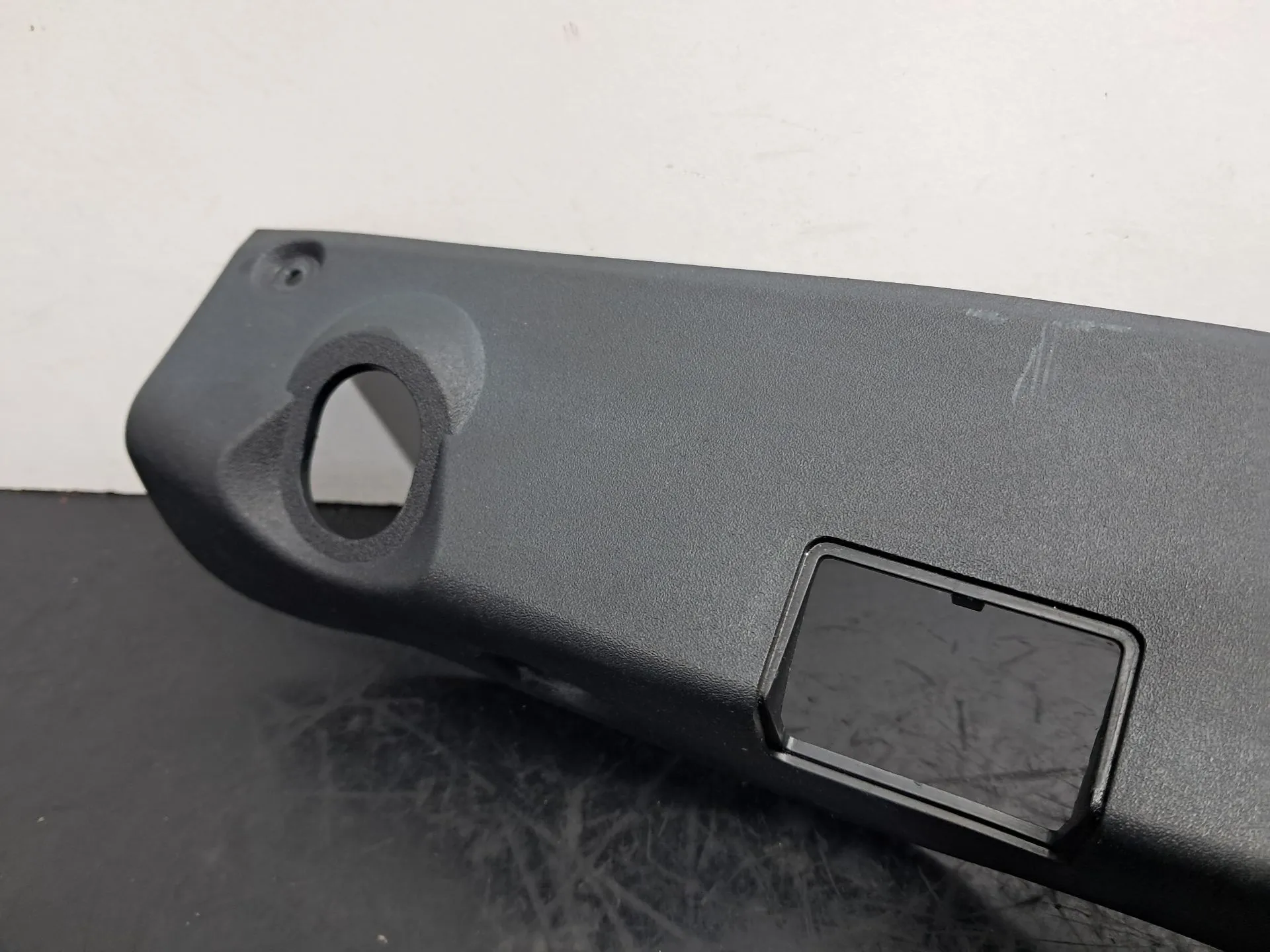 Moldura puerta / tapa del maletero MERCEDES-BENZ Classe E Cabriolet (A207) Imagem-4