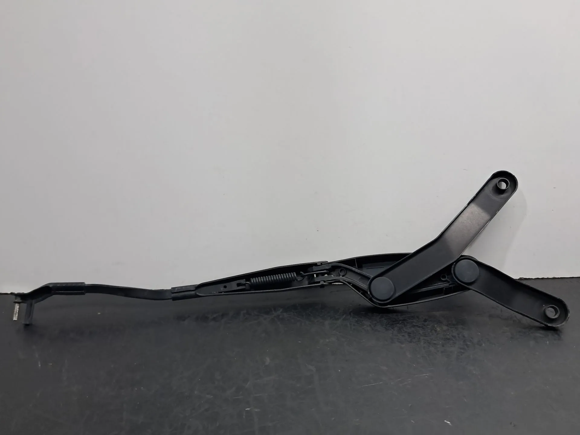 Brazo de limpiaparabrisas delantero derecho MERCEDES-BENZ Classe E Cabriolet (A207) Imagem-4