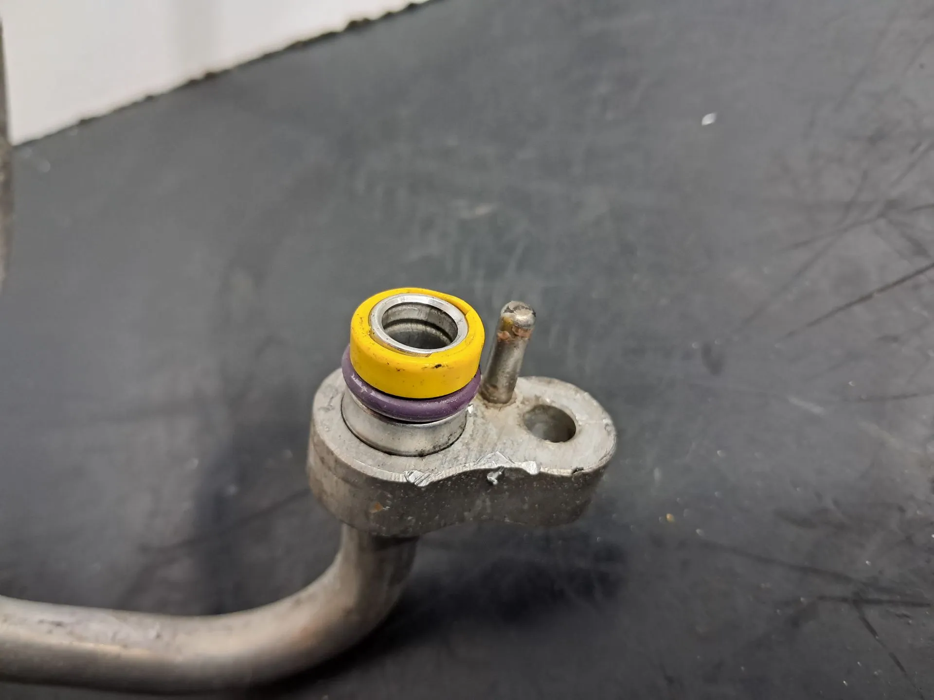 Tubo aire acondicionado MERCEDES-BENZ Classe E Cabriolet (A207) Imagem-1