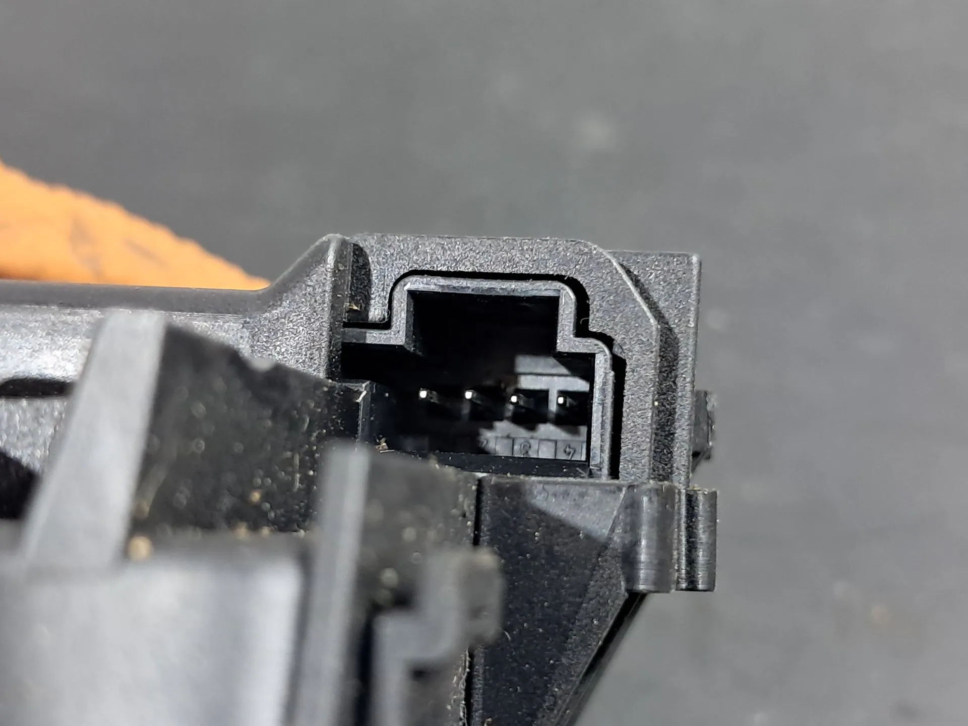 Serratura / chiusura baule MERCEDES-BENZ Classe E Cabriolet (A207) Imagem-5