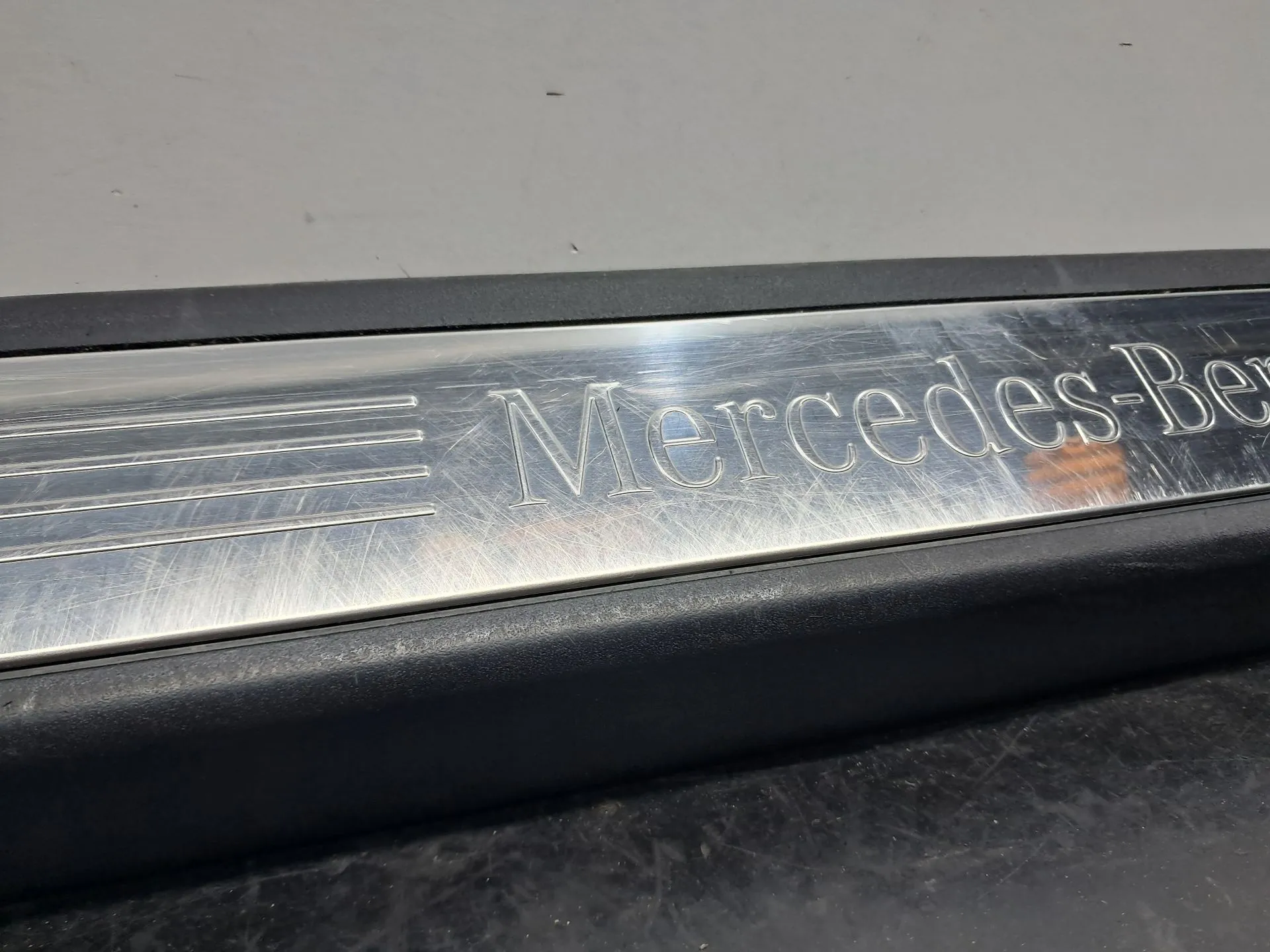 Left front door sill MERCEDES-BENZ Classe E Cabriolet (A207) Imagem-3