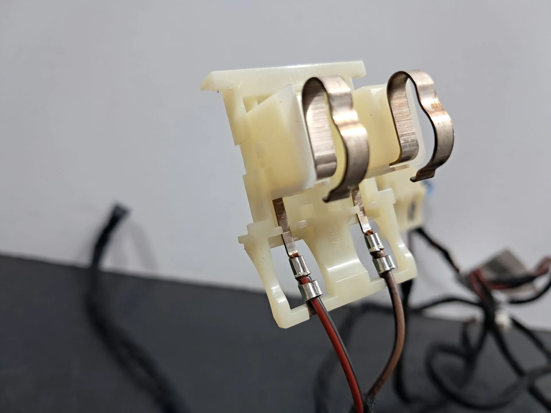 Instalación eléctrica interior / cableado interior MERCEDES-BENZ Classe E Cabriolet (A207) Imagem-2