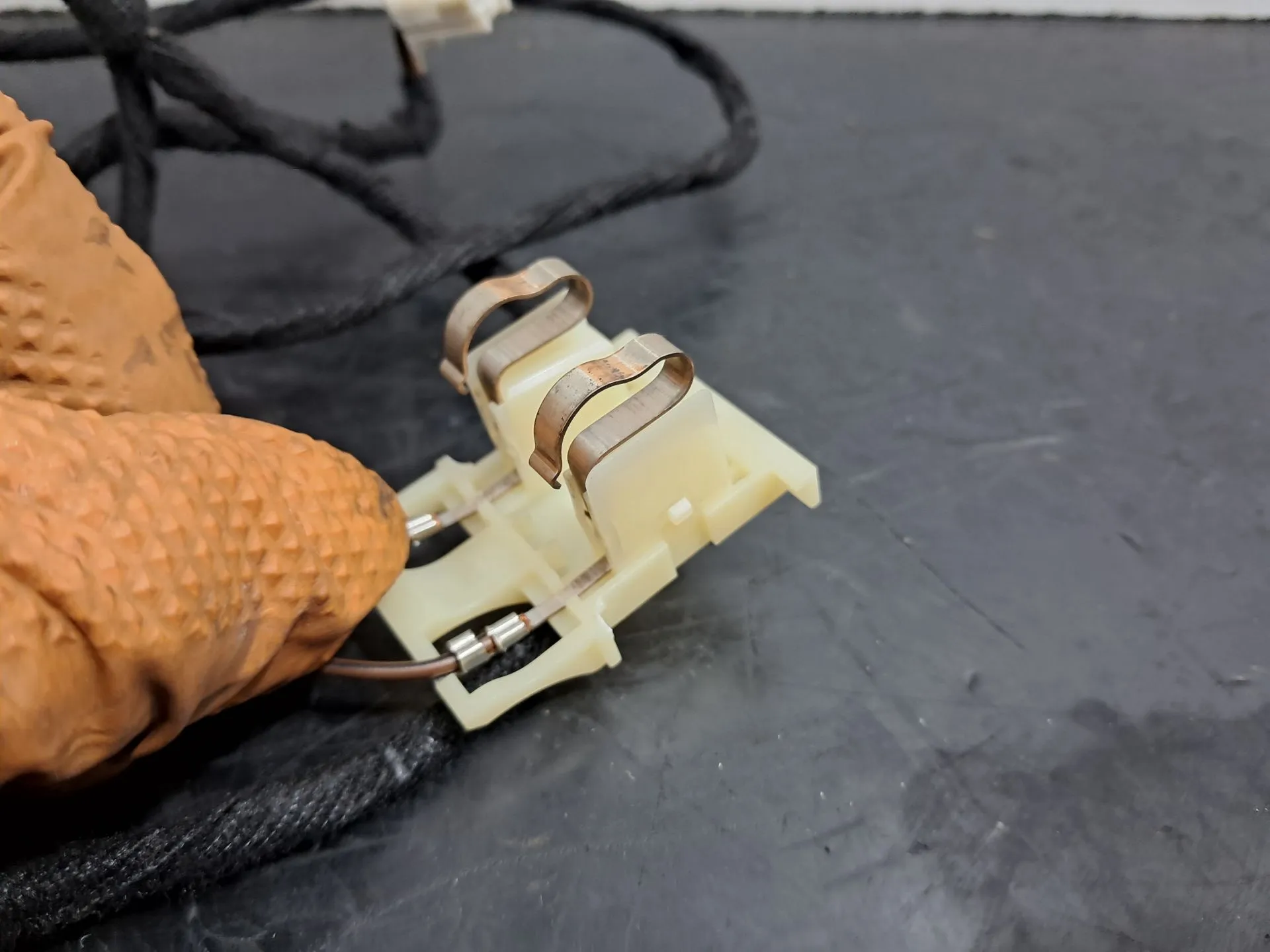 Instalación eléctrica interior / cableado interior MERCEDES-BENZ Classe E Cabriolet (A207) Imagem-3