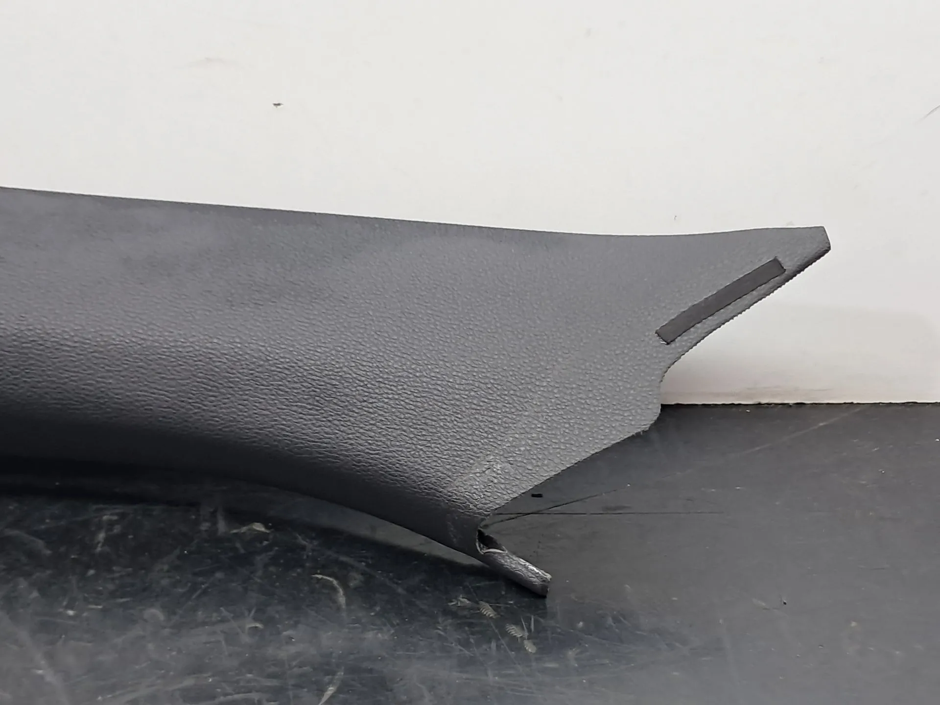 Pillar A lining left MERCEDES-BENZ Classe E Cabriolet (A207) Imagem-1