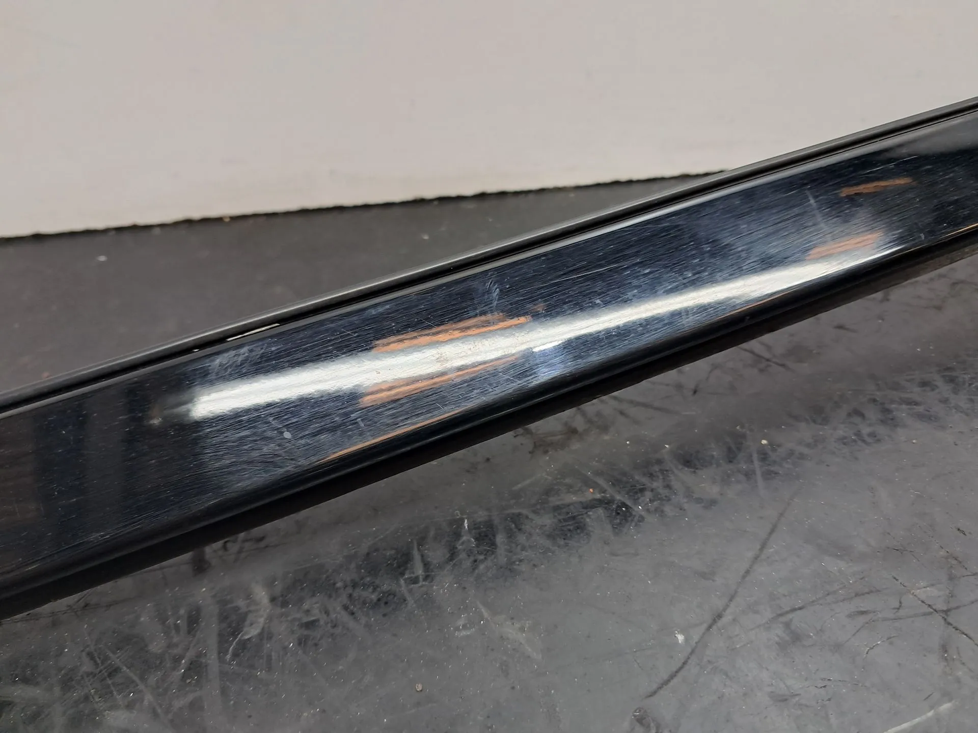 Moulure pare-brise gauche MERCEDES-BENZ Classe E Cabriolet (A207) Imagem-2