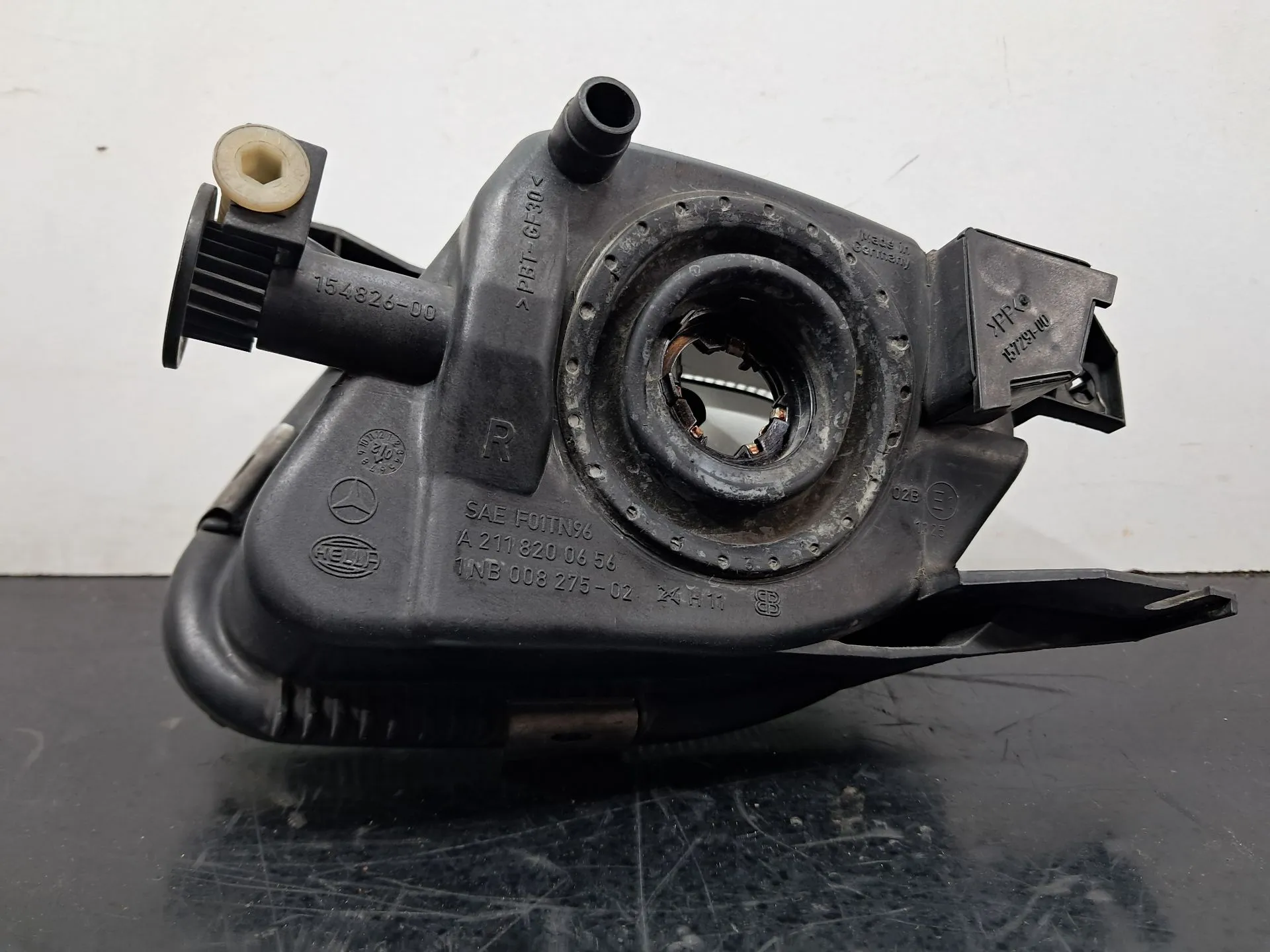 Right front fog light  MERCEDES-BENZ Classe E (W211) Imagem-3