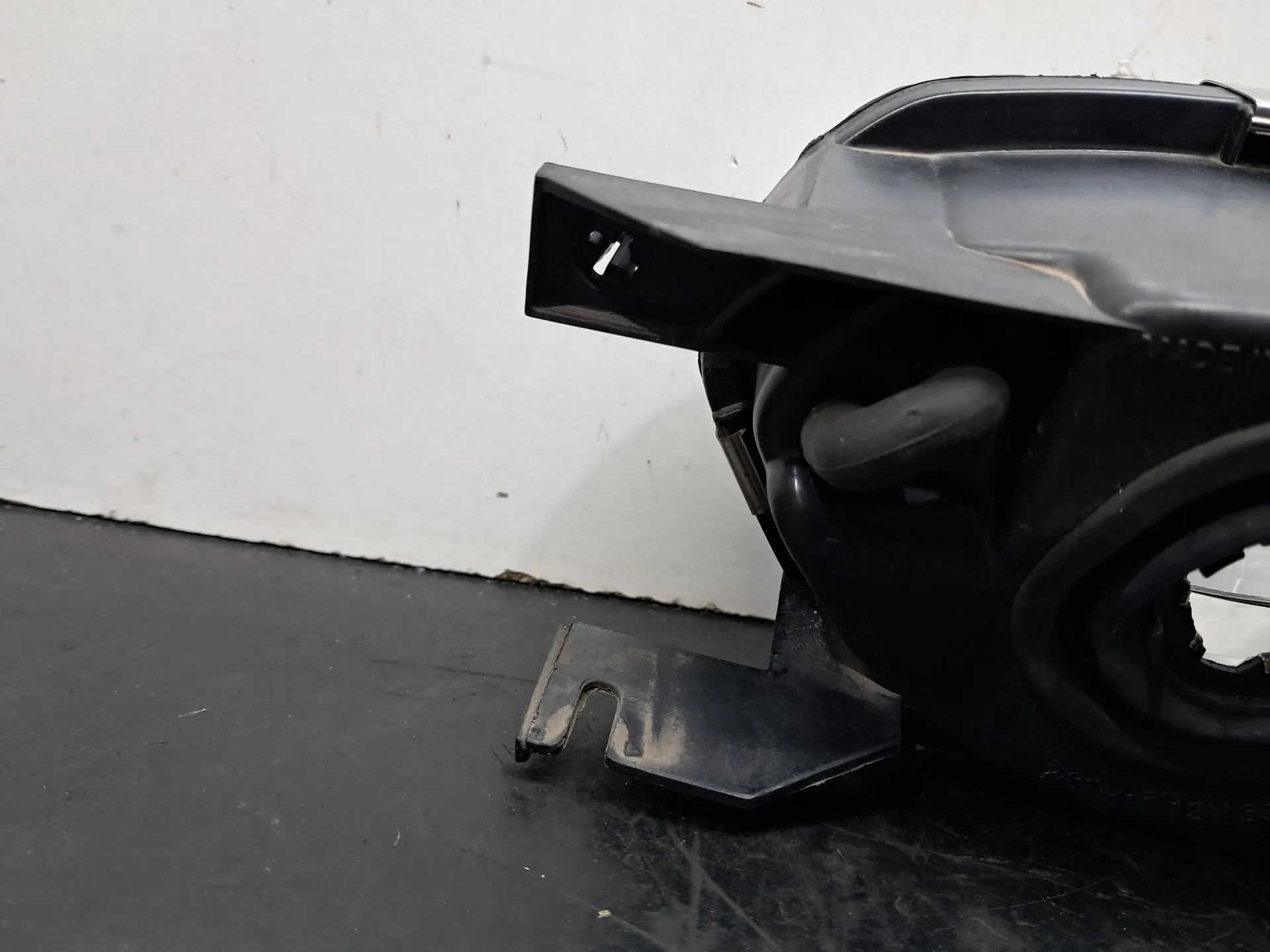 Left front fog light MERCEDES-BENZ Classe E (W211) Imagem-5