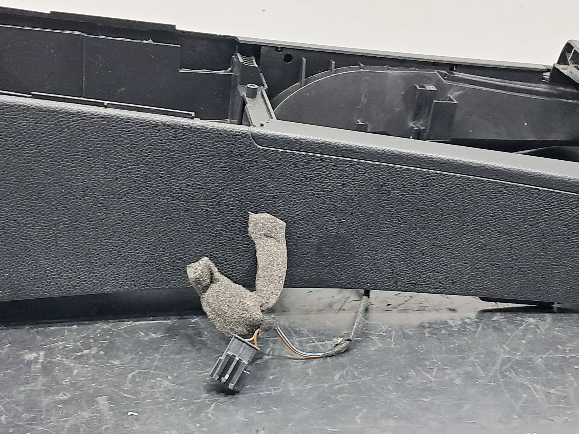 Consola central MERCEDES-BENZ Classe E Cabriolet (A207) Imagem-13