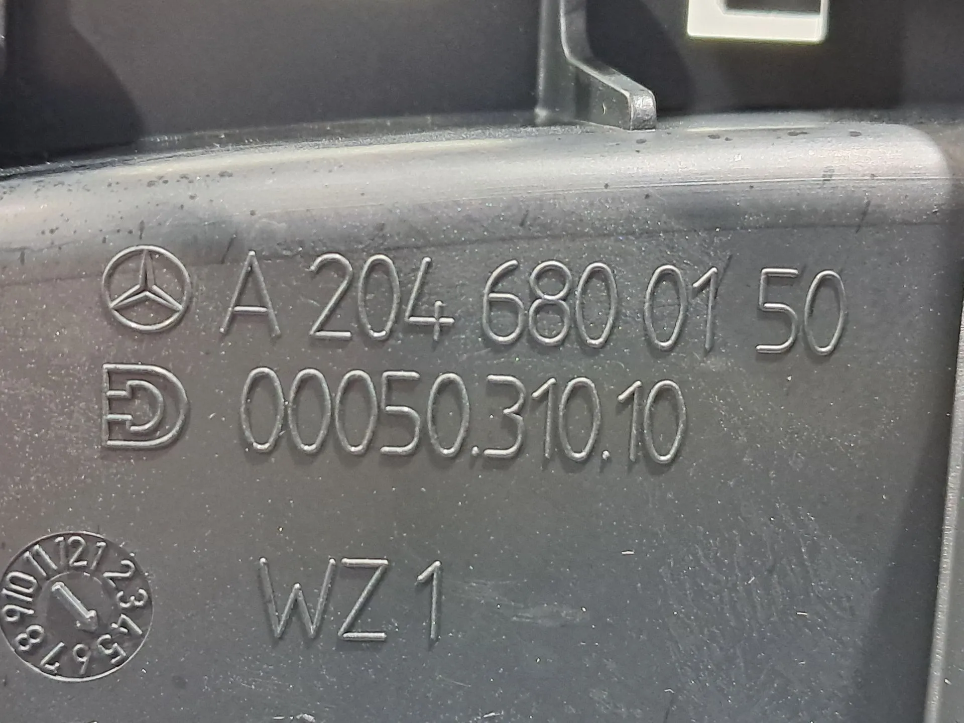 Consola central MERCEDES-BENZ Classe E Cabriolet (A207) Imagem-22