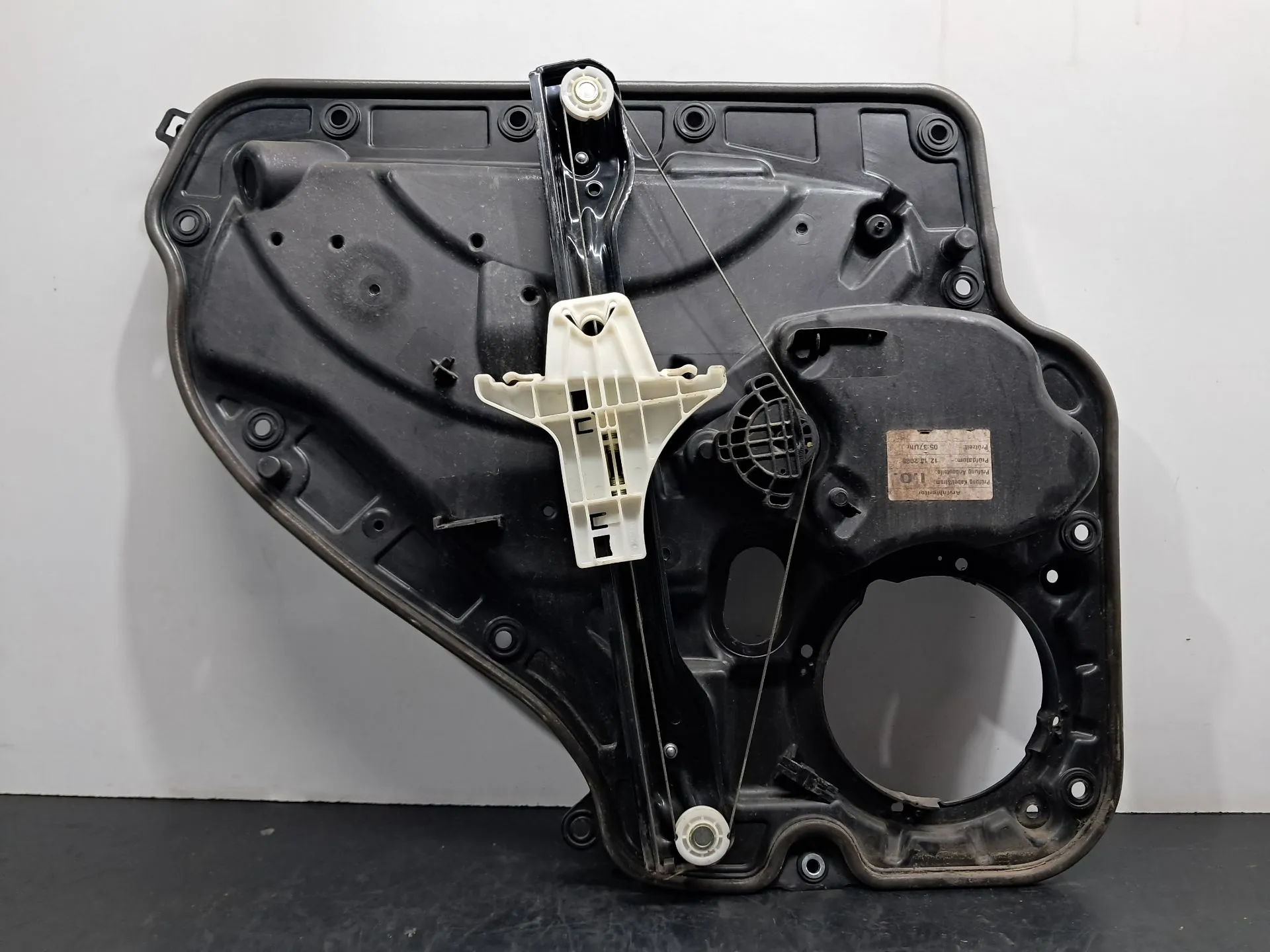 Right rear window regulator VOLKSWAGEN Golf VI (5K1) Imagem-5