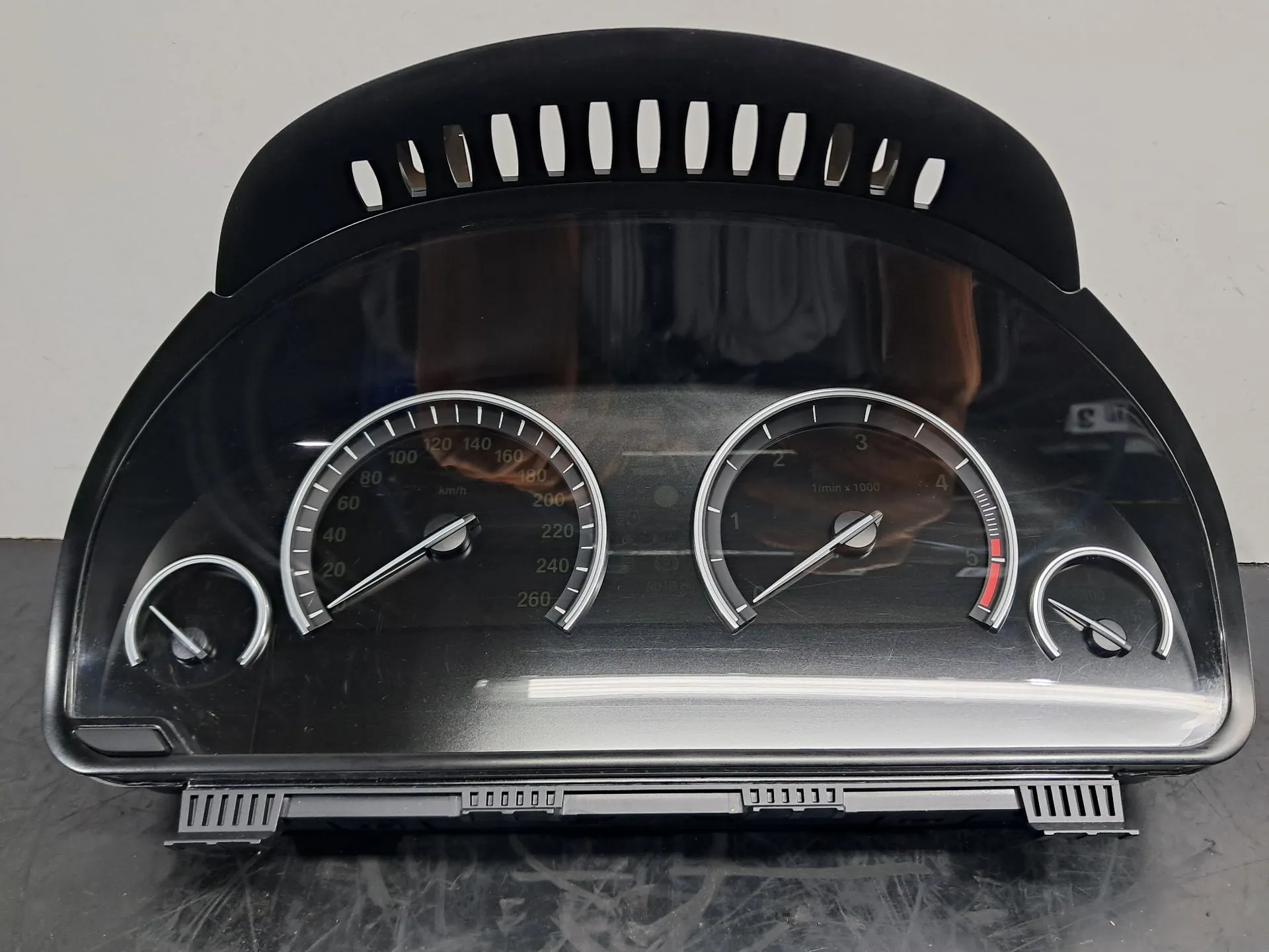 Quadrante / painel de instrumentos BMW 5 Gran Turismo (F07) Imagem-3
