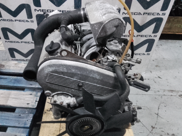 Moteur complet BMW 3 (E30)
