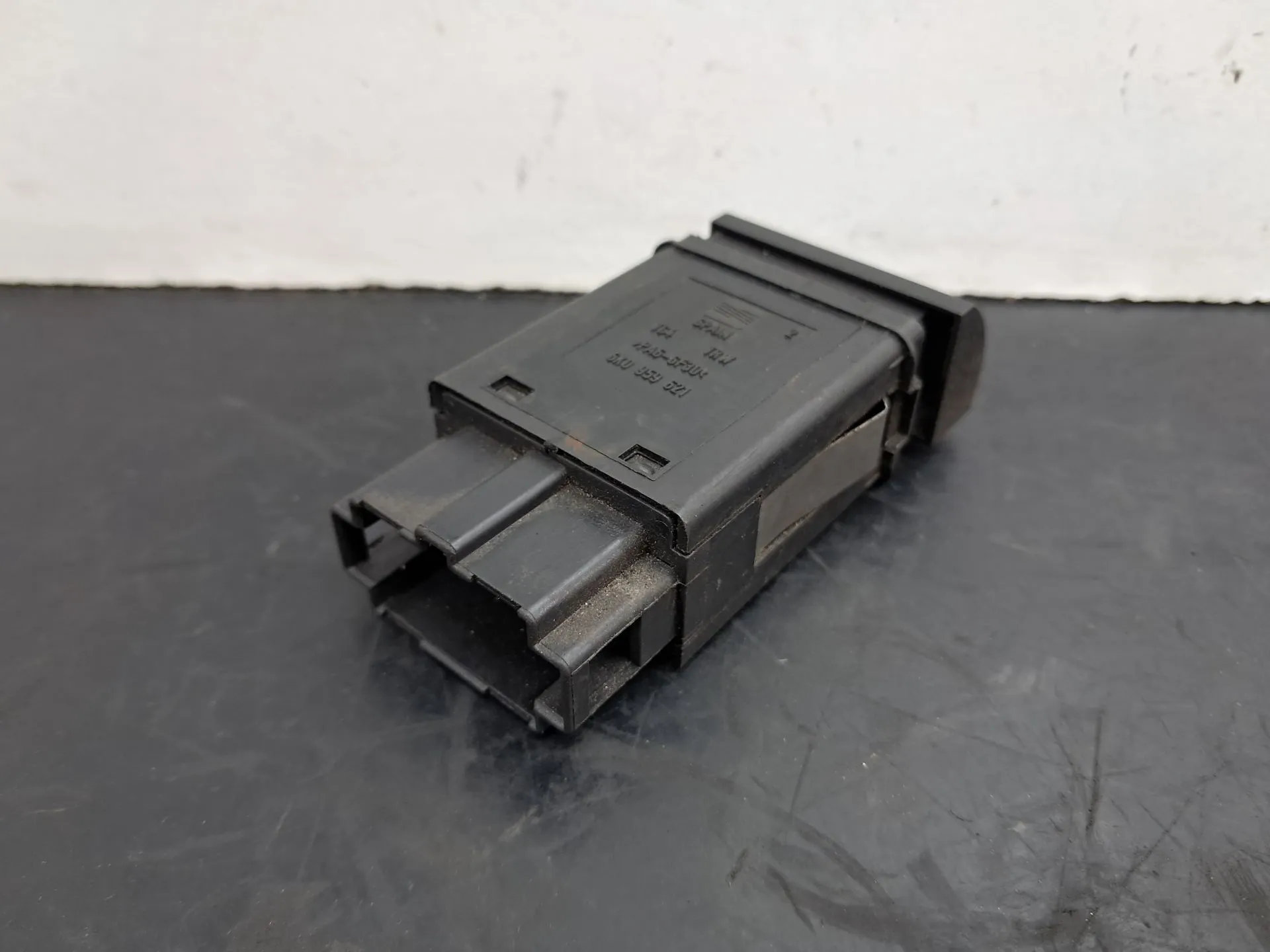 Rear defroster switch SEAT Ibiza II (6K1) Imagem-2