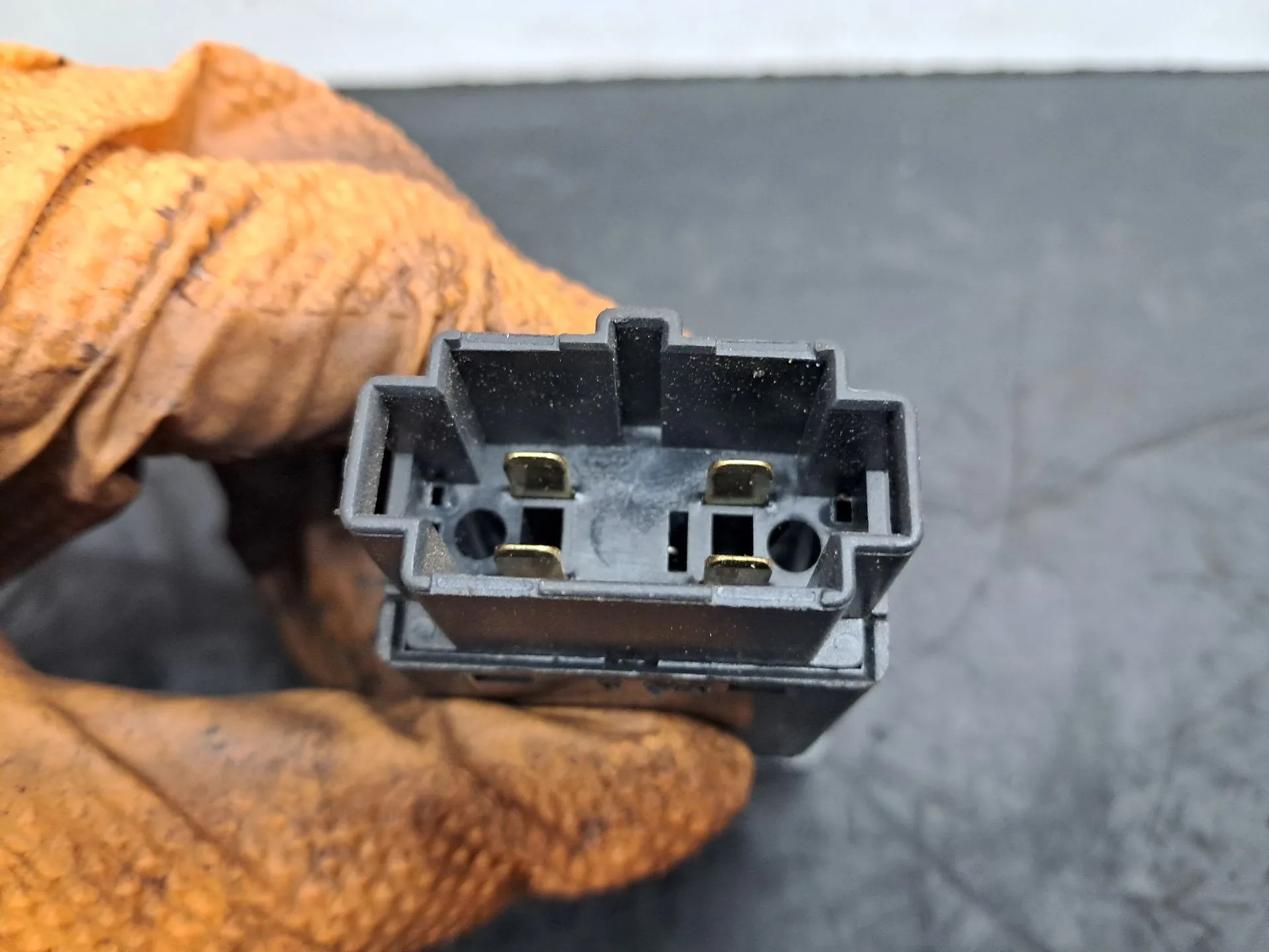 Rear defroster switch SEAT Ibiza II (6K1) Imagem-4