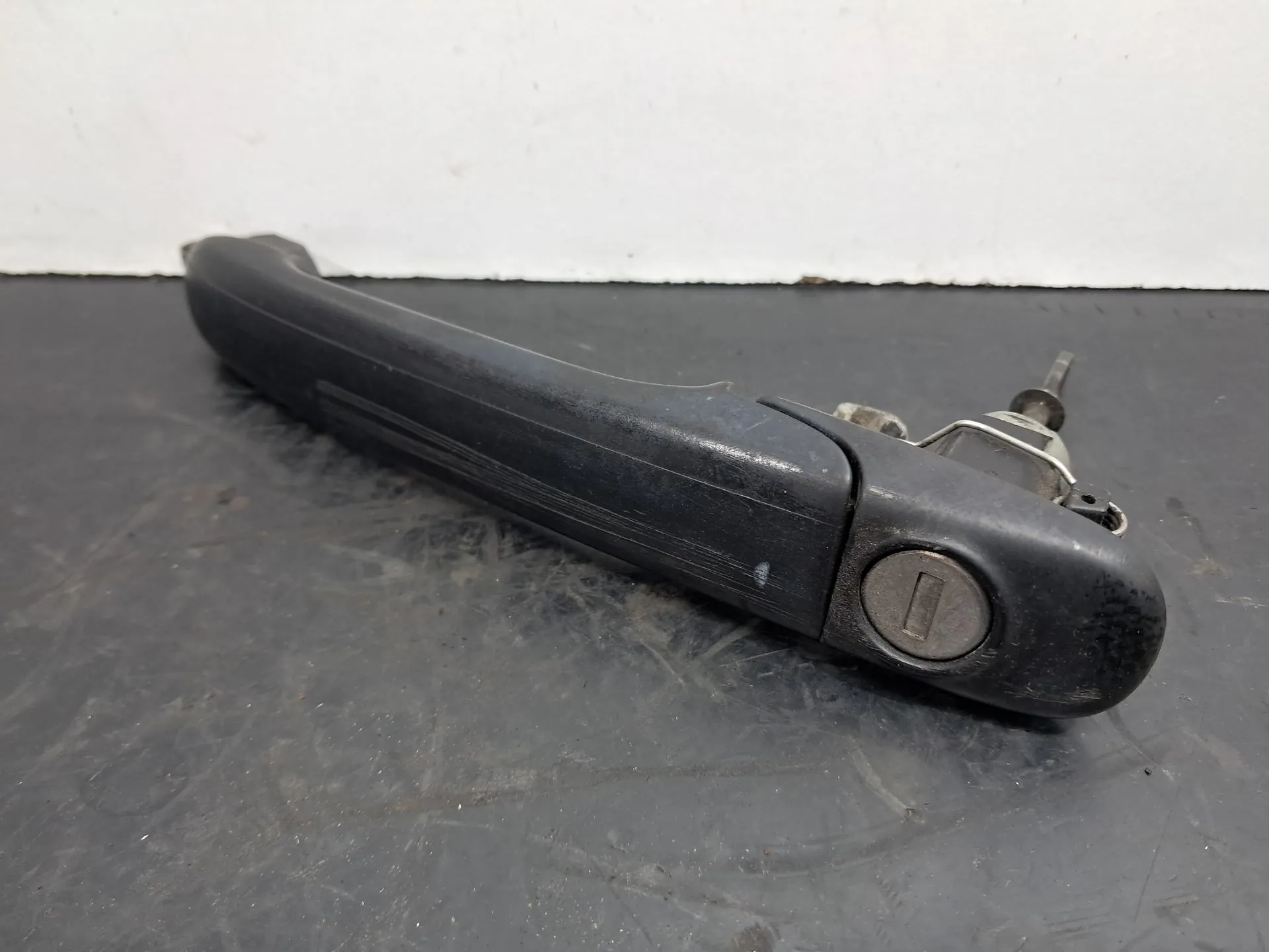 Poignée de porte avant gauche SEAT Ibiza II (6K1) Imagem-1