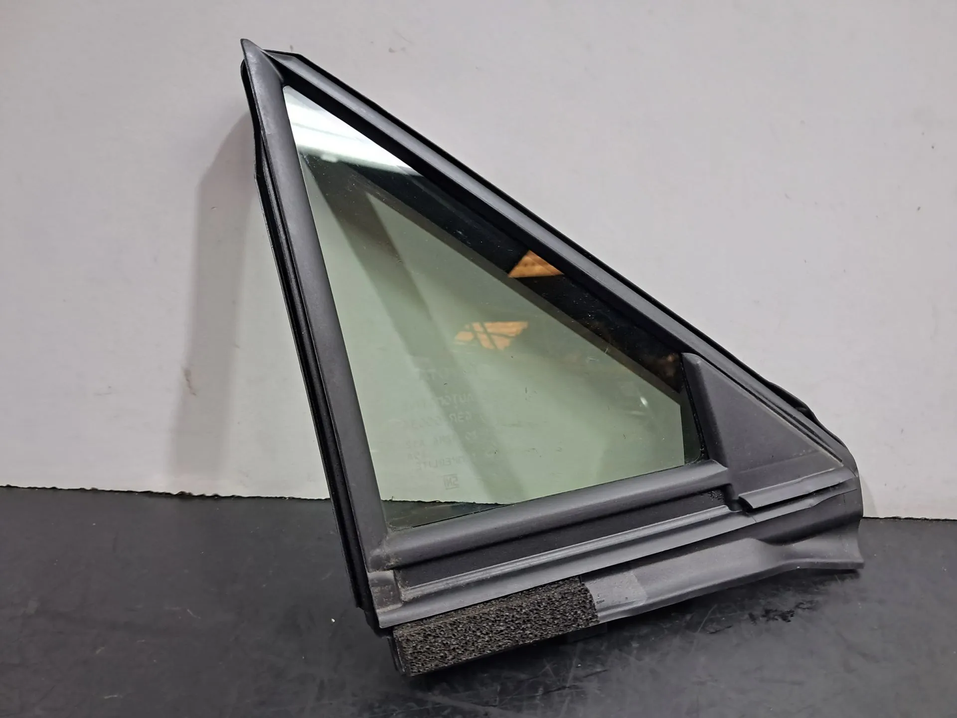 Vidro triangular frente direito TOYOTA RAV4 V (_A5_, _H5_)