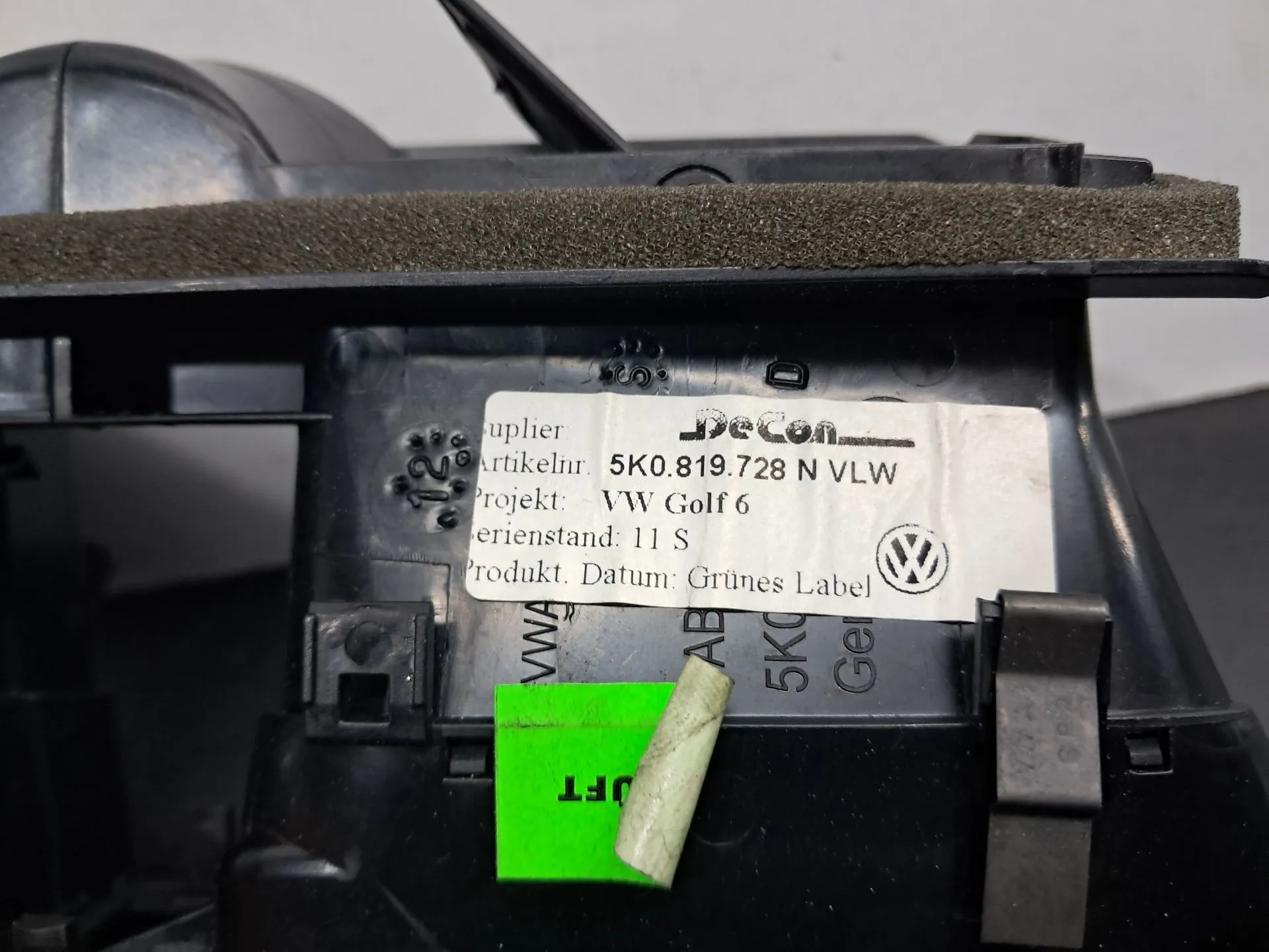 Diffuser / air vent VOLKSWAGEN Golf VI (5K1) Imagem-4