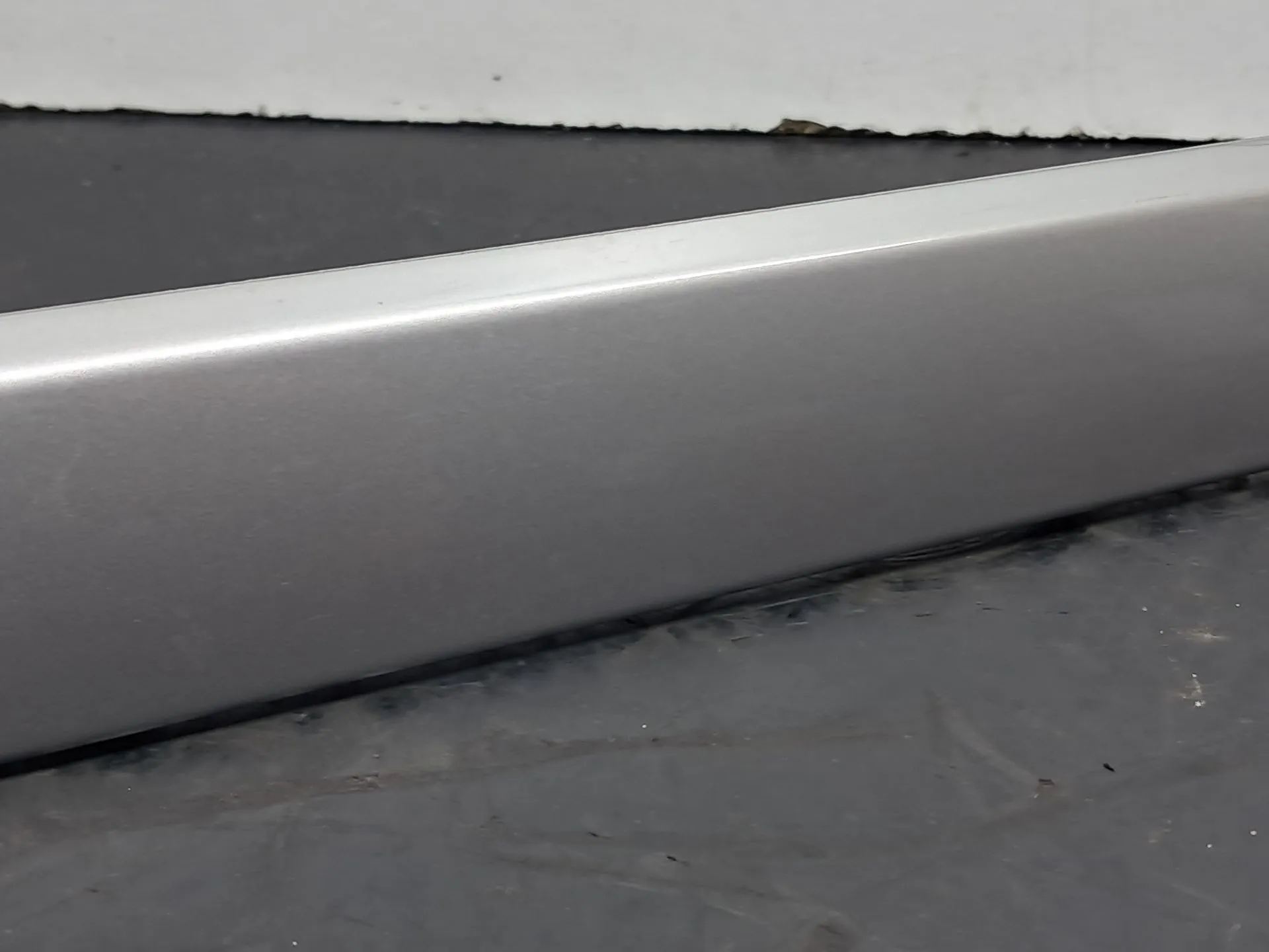 Moulure tableau de bord VOLKSWAGEN Golf VI (5K1) Imagem-2