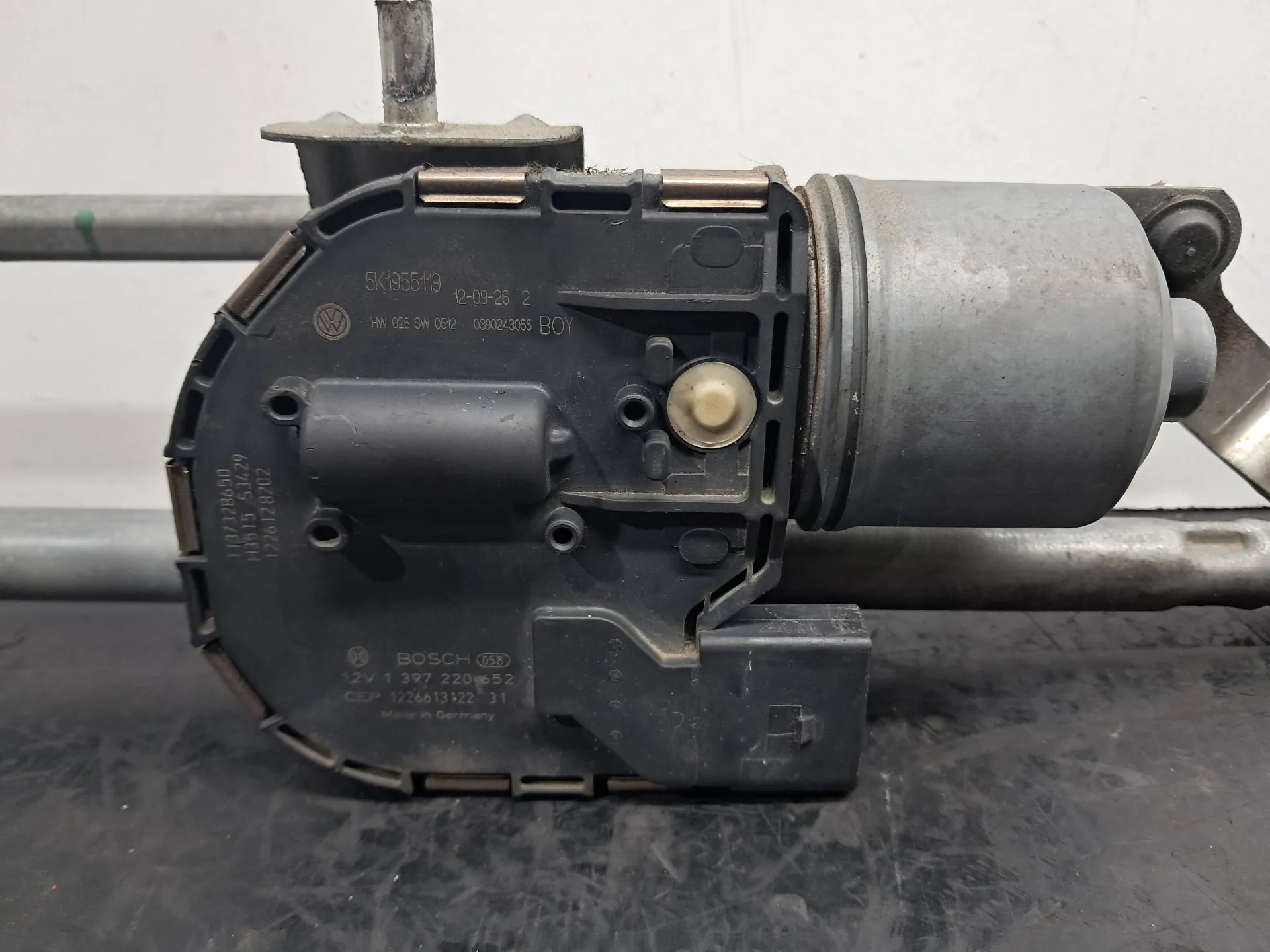 Front Wiper Motor VOLKSWAGEN Golf VI (5K1) Imagem-3