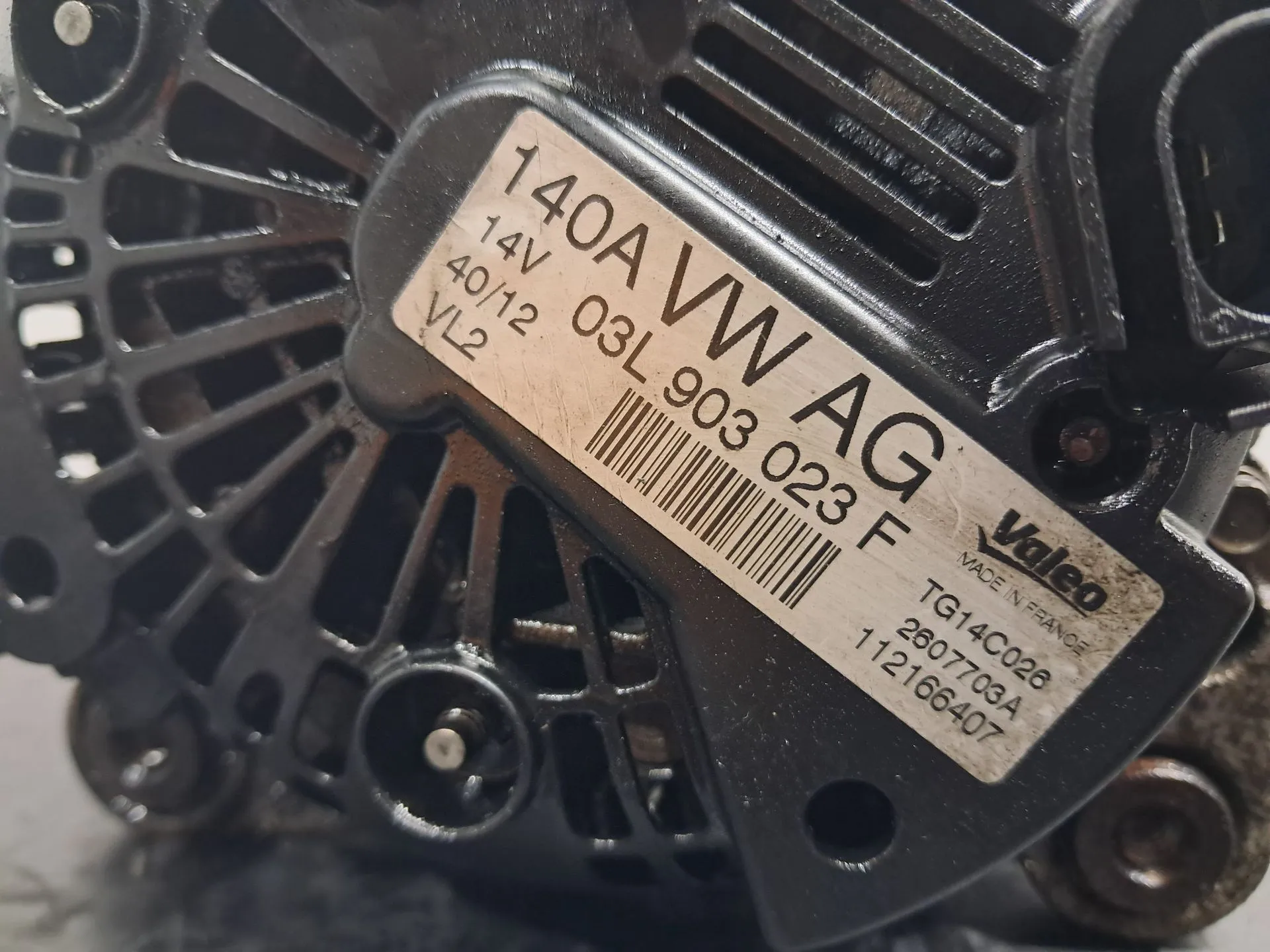 Alternador VOLKSWAGEN Golf VI (5K1) Imagem-2