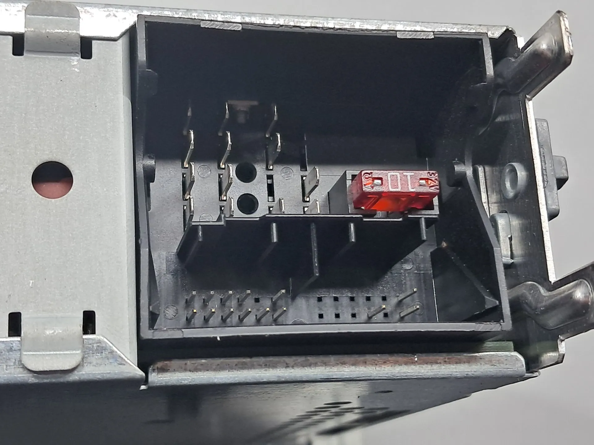 Rádio / auto-rádio VOLKSWAGEN Golf VI (5K1) Imagem-4