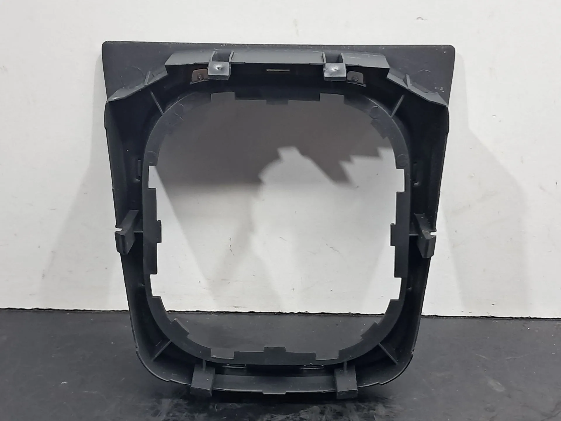Gear Selector Bezel VOLKSWAGEN Golf VI (5K1) Imagem-3