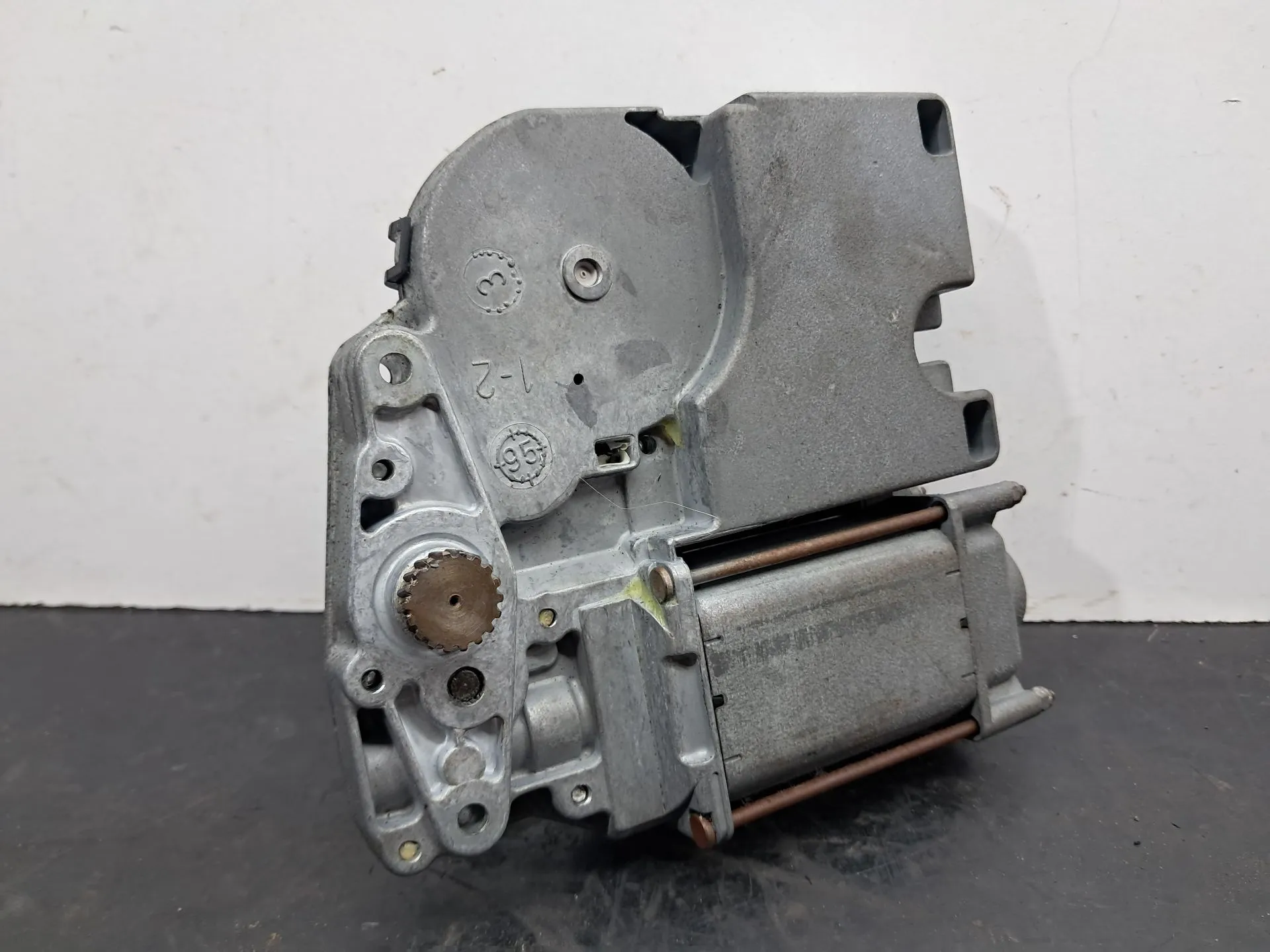 Moteur toit ouvrant VOLKSWAGEN Golf III (1H1) Imagem-3
