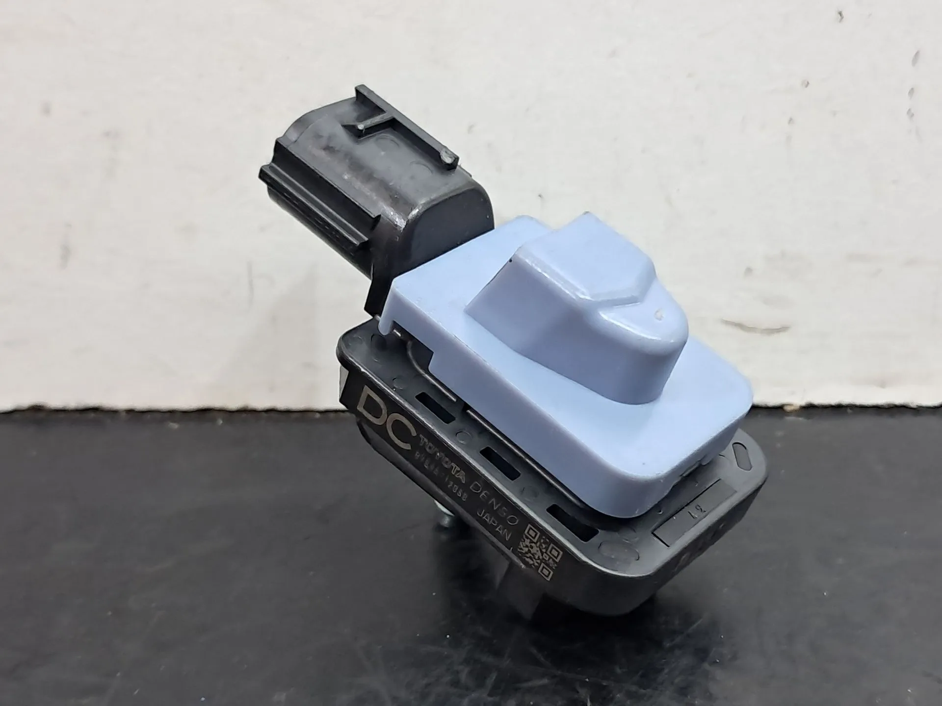 Sensor de impacto TOYOTA RAV4 V (_A5_, _H5_) | 2018 - 2025