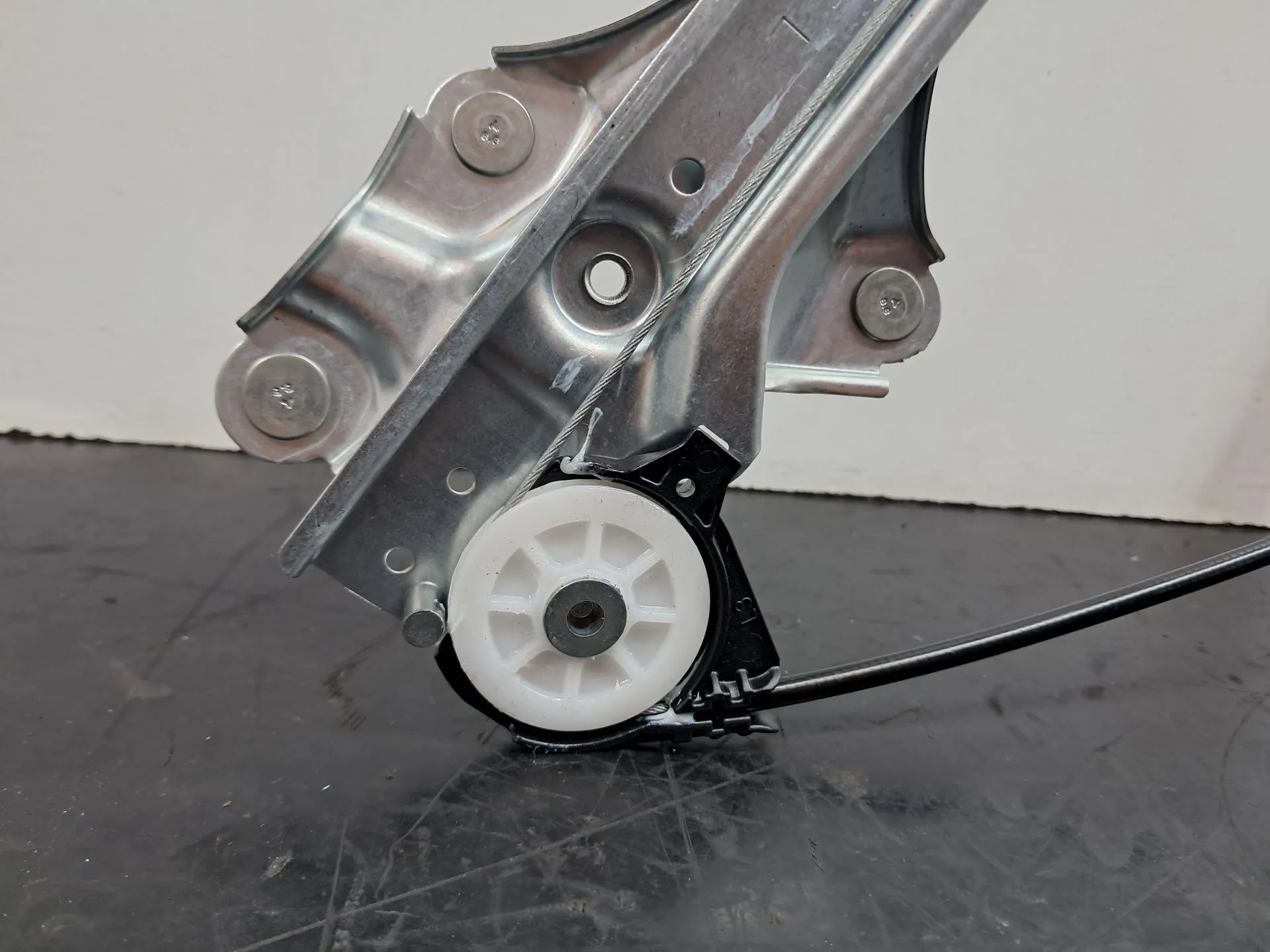 Left front window regulator TOYOTA RAV4 V (_A5_, _H5_) Imagem-7